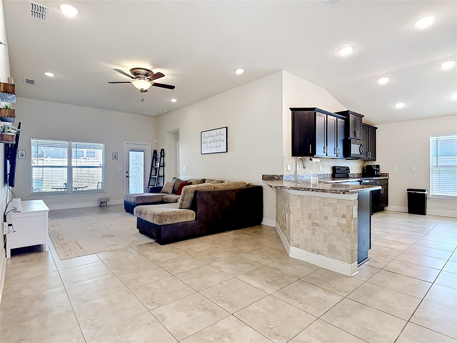 818 LANDMARK HILLS DR, HAINES CITY, FL — photo 18