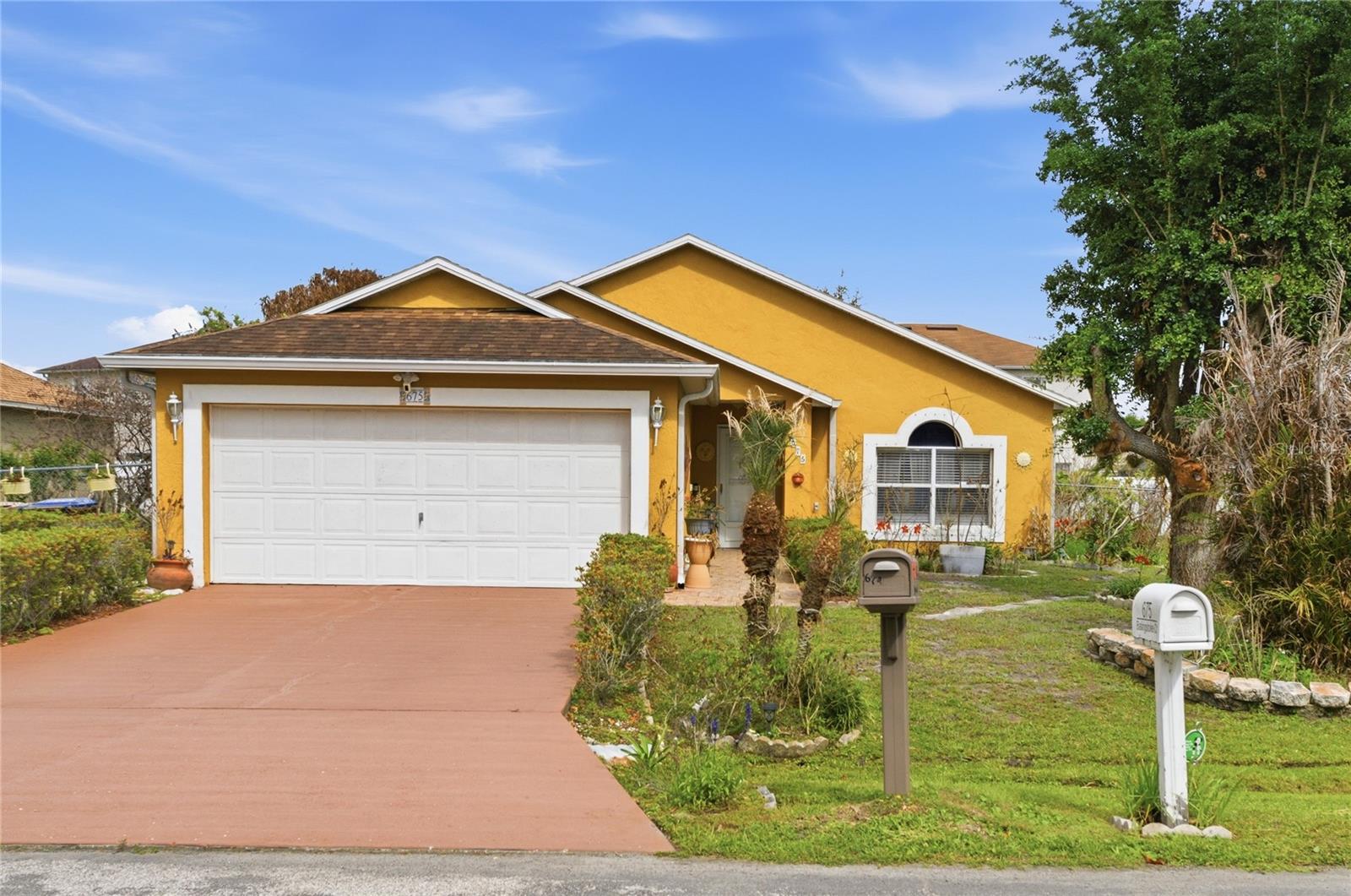 675 BASINGSTOKE CT, POINCIANA, FL — photo 2