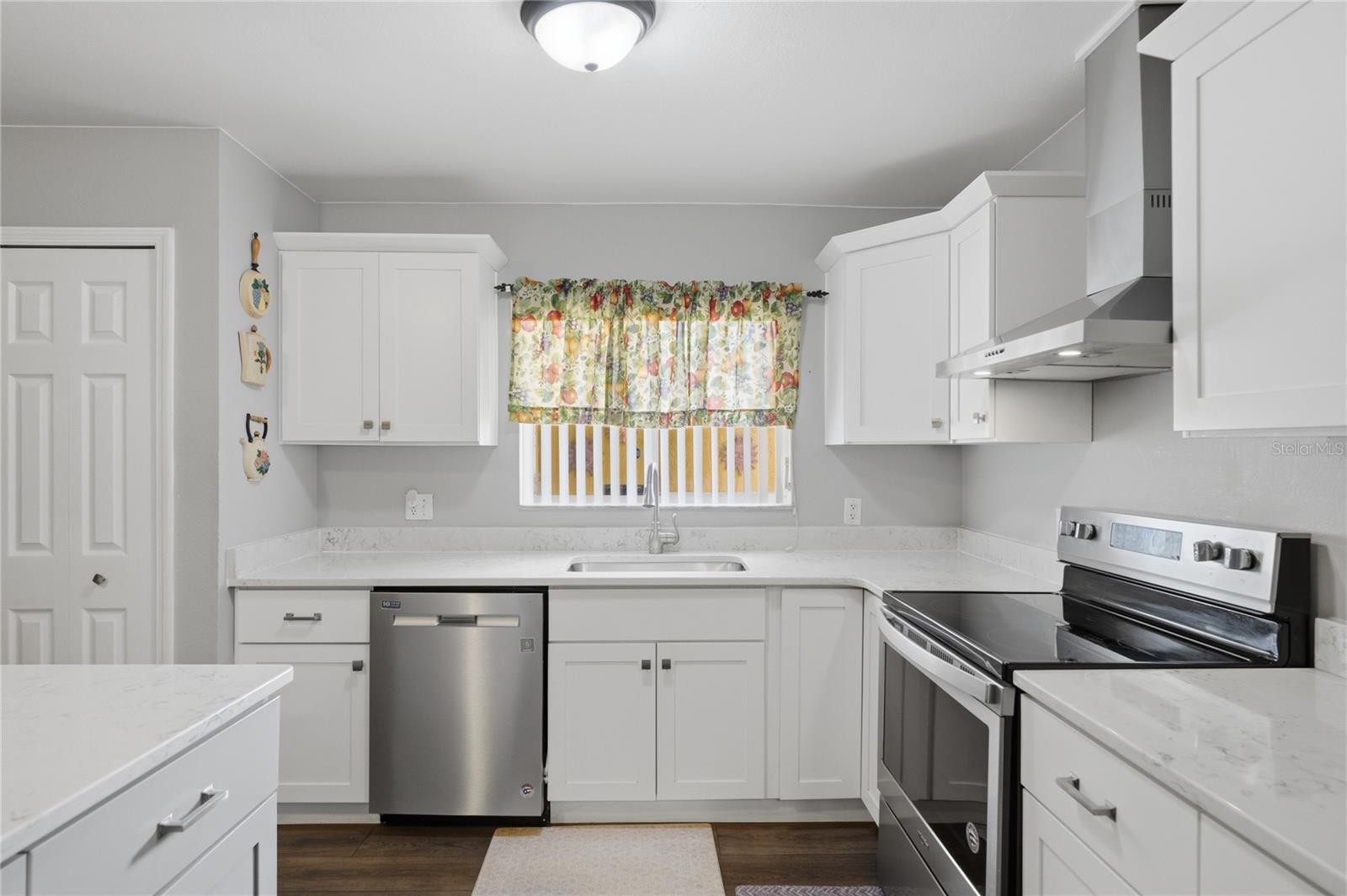 675 BASINGSTOKE CT, POINCIANA, FL — photo 16