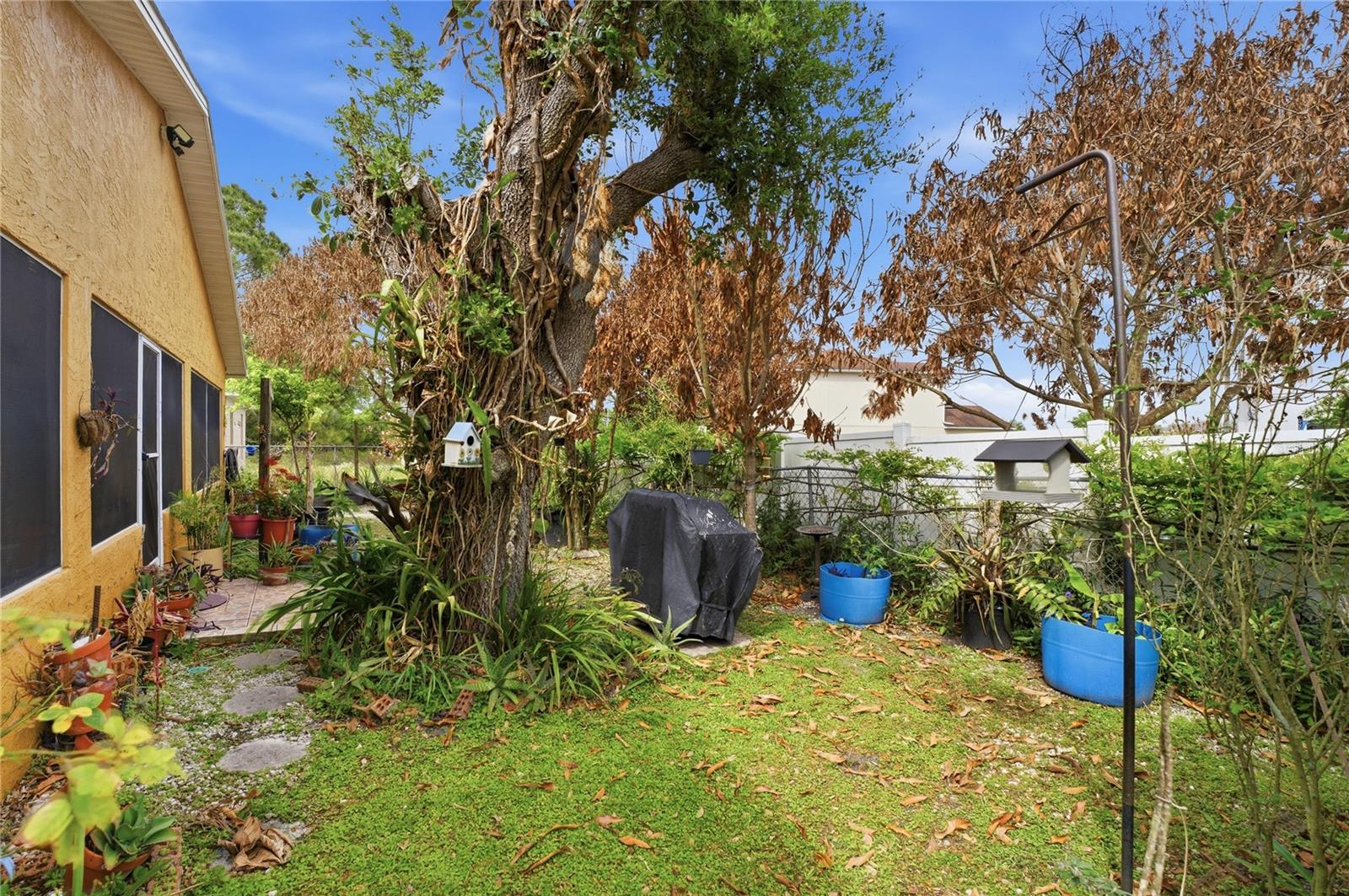675 BASINGSTOKE CT, POINCIANA, FL — photo 36