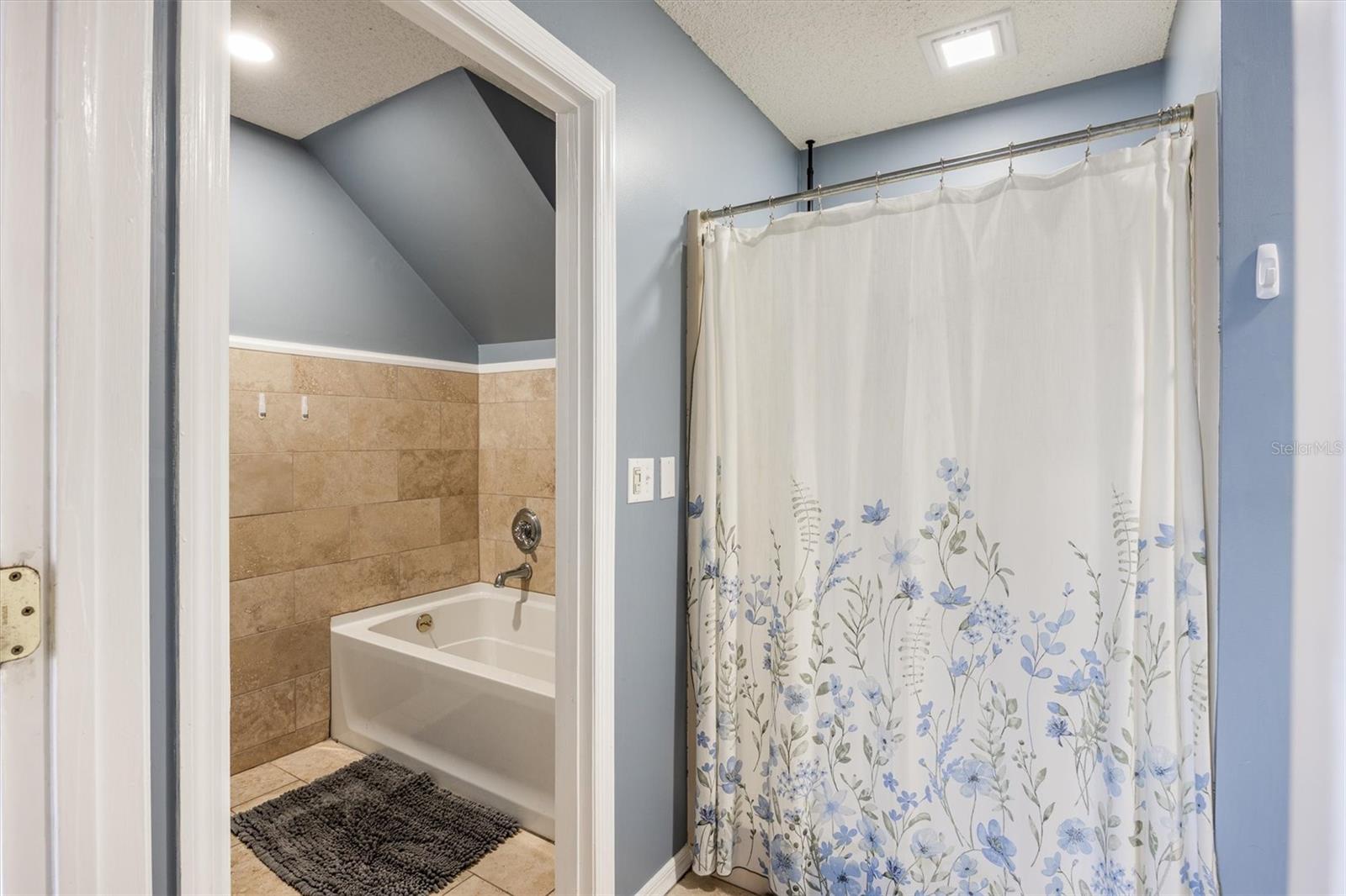 111 KIRBY TRL, MELROSE, FL — photo 41