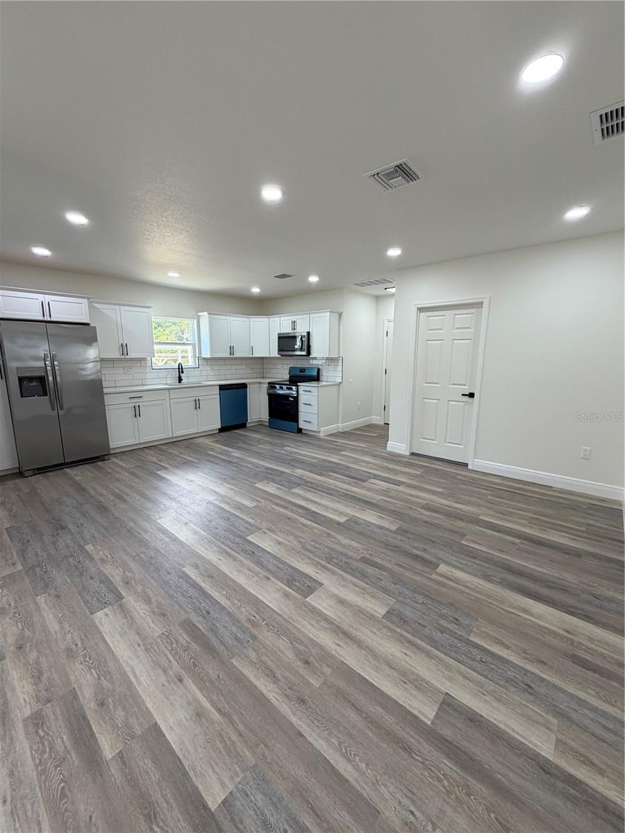 7152 PALM AVE, LEESBURG, FL — photo 24