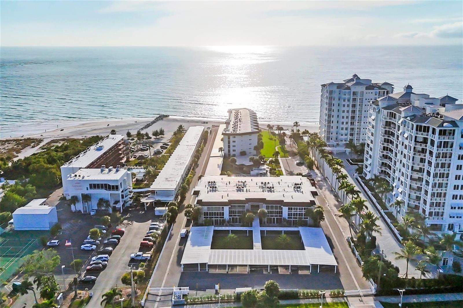 2100 BENJAMIN FRANKLIN DR #205, SARASOTA, FL
