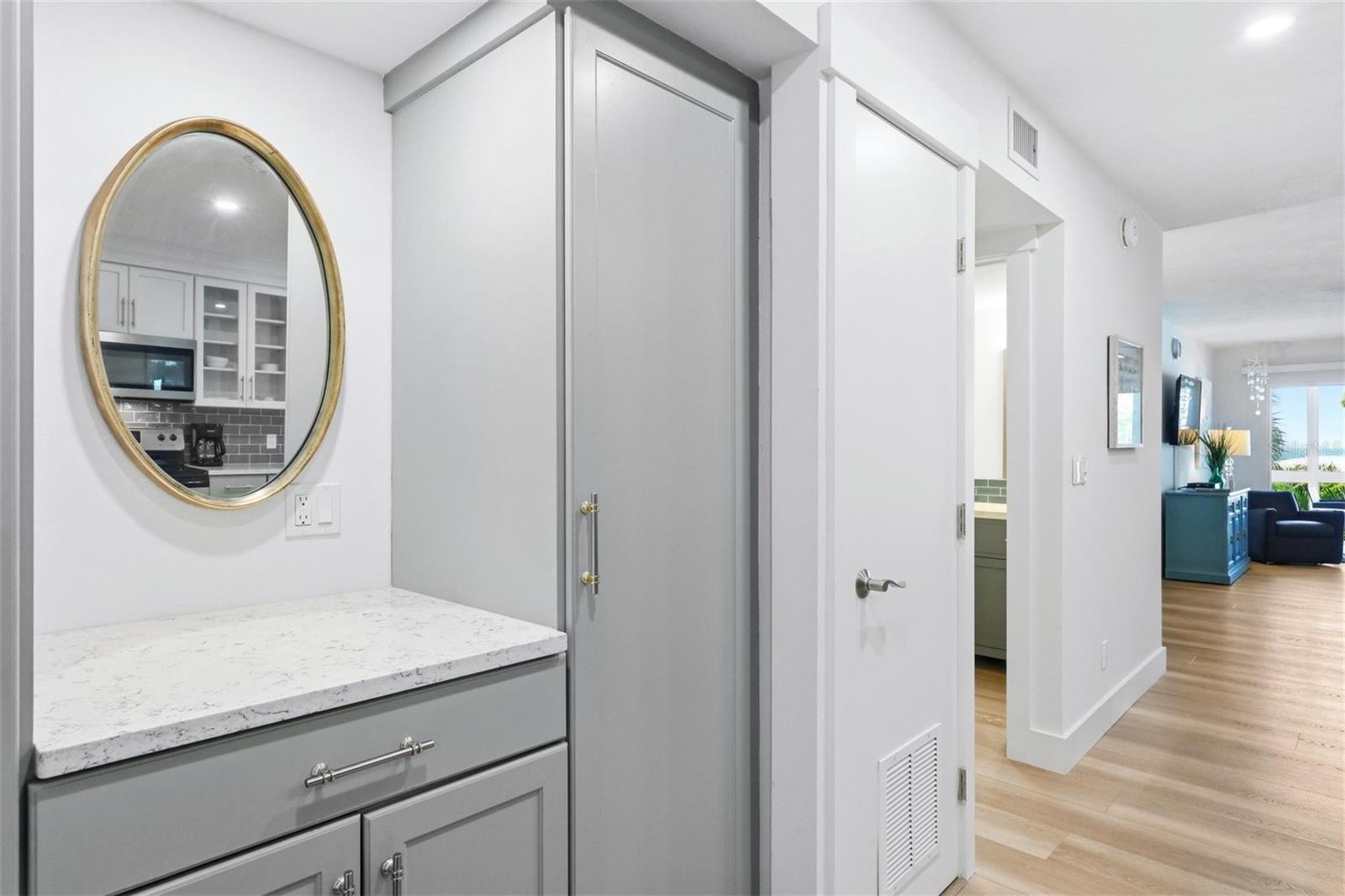2100 BENJAMIN FRANKLIN DR #205, SARASOTA, FL — photo 5