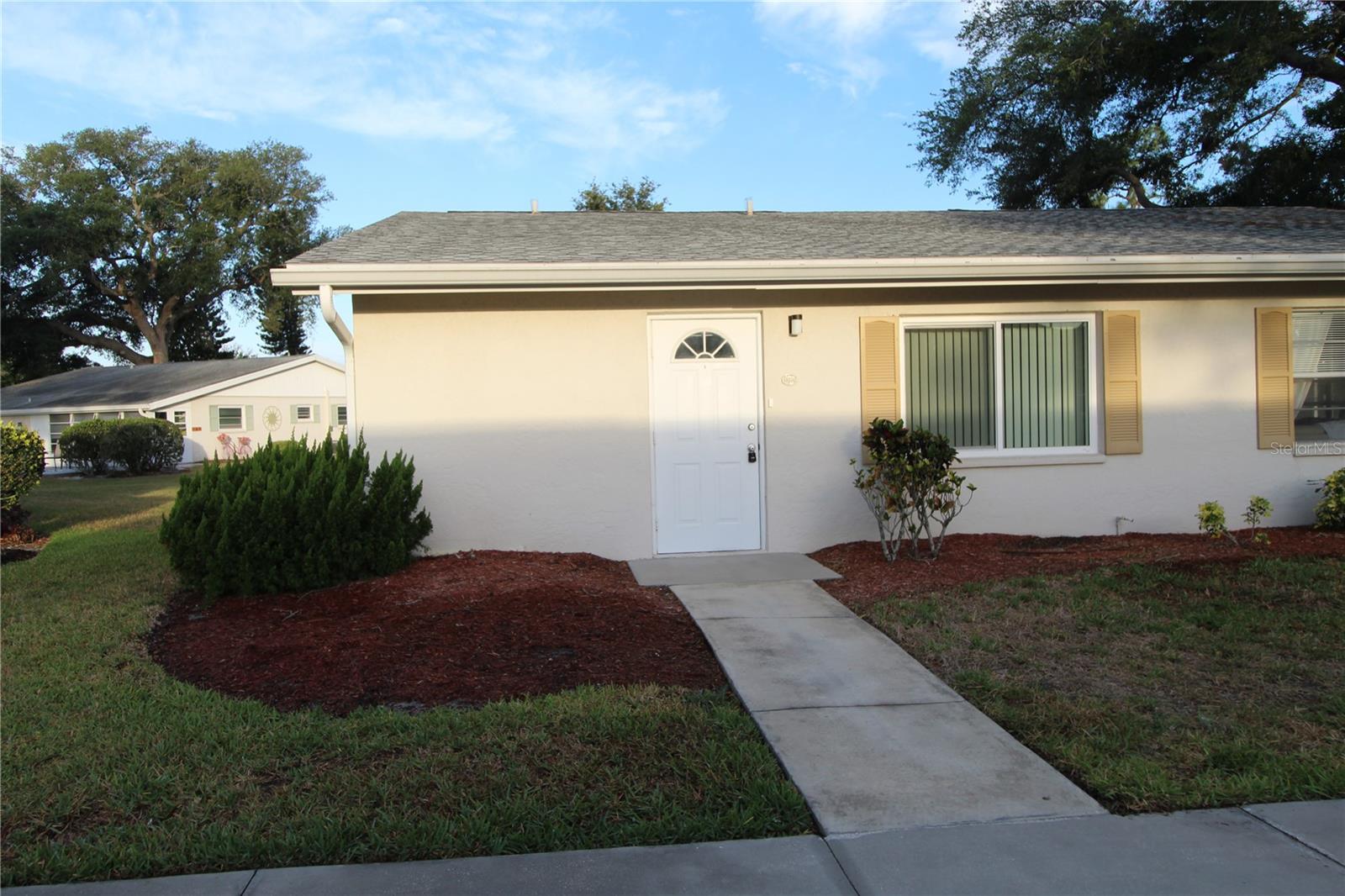 2202 CLUBHOUSE DR #185, SUN CITY CENTER, FL