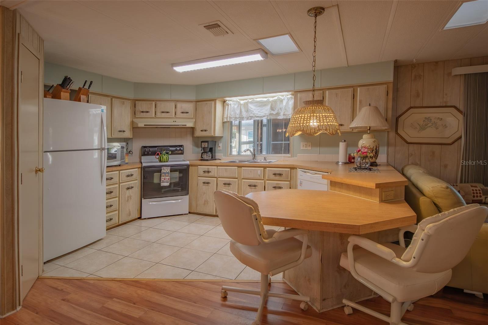 9141 SALISBURY DR, BROOKSVILLE, FL — photo 17