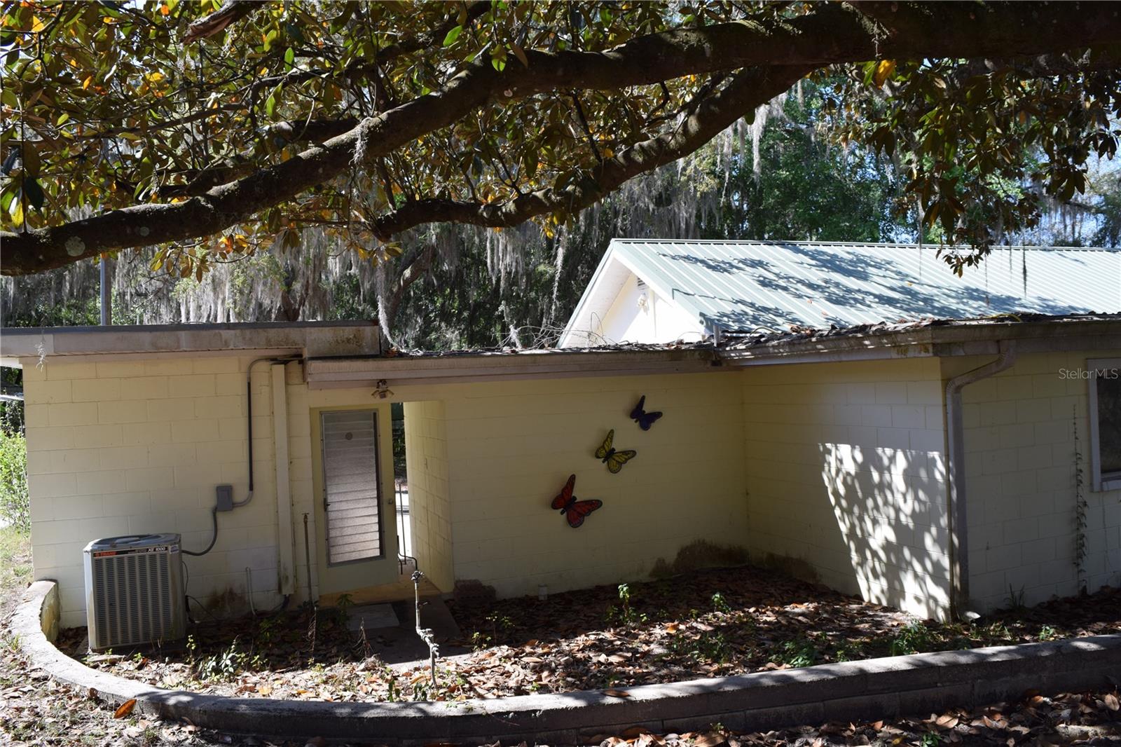 121 AWEEMA WAY, MELROSE, FL — photo 3