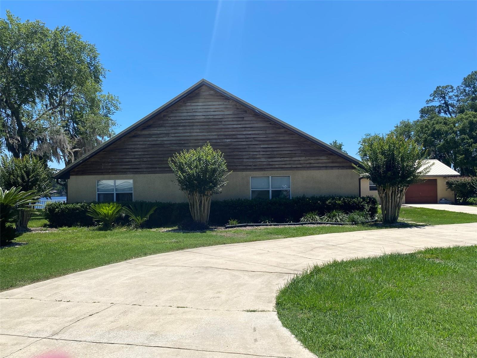 229 LAKE IDA POINT DR, INTERLACHEN, FL — photo 2