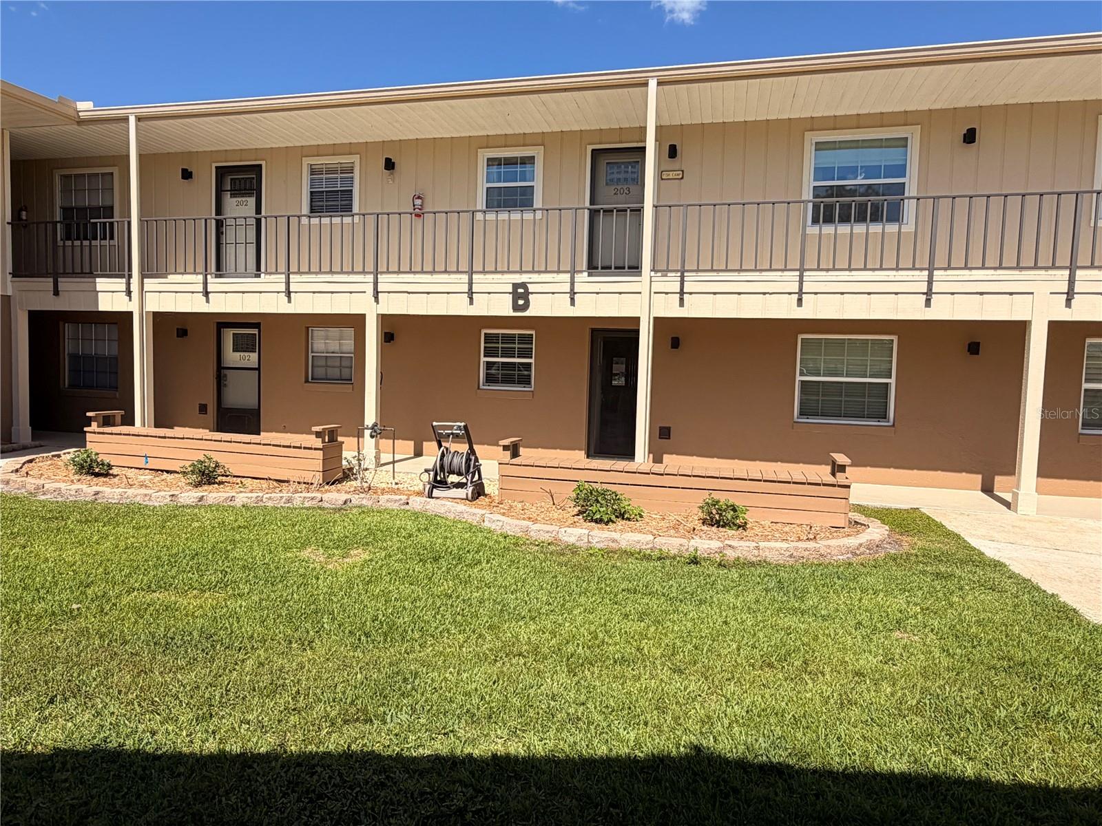 1640 JUNO TR #205B, ASTOR, FL