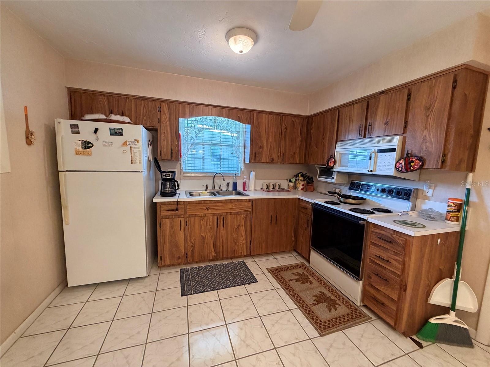 1640 JUNO TR #205B, ASTOR, FL — photo 5