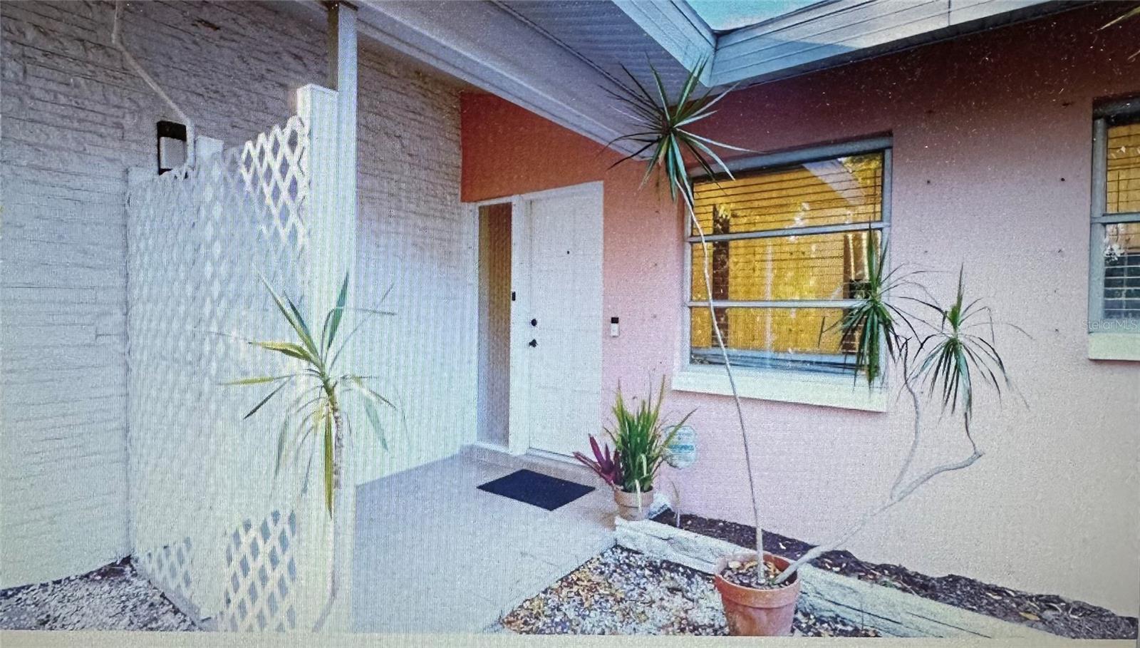 1546 BELLEAIR RD, CLEARWATER, FL