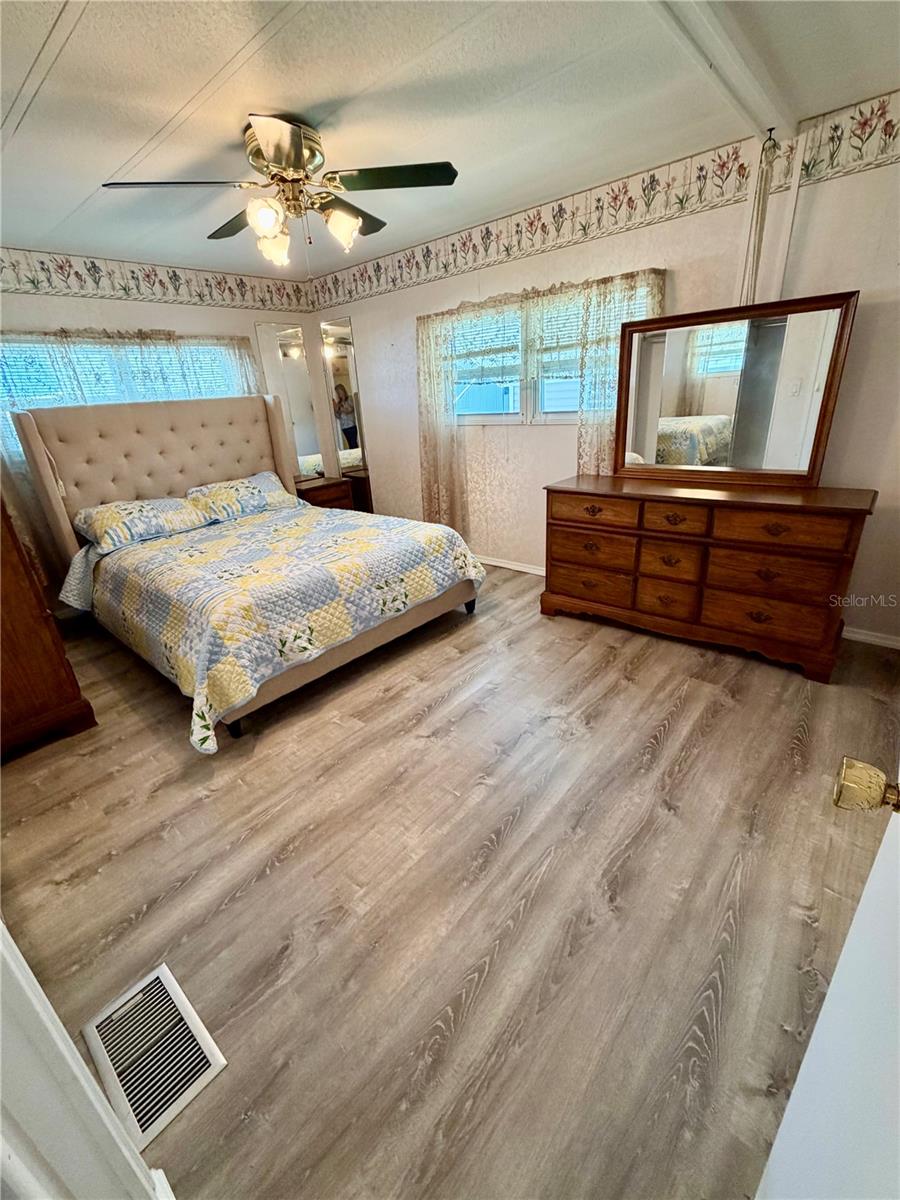 34540 VIOLET DR N, PINELLAS PARK, FL — photo 20