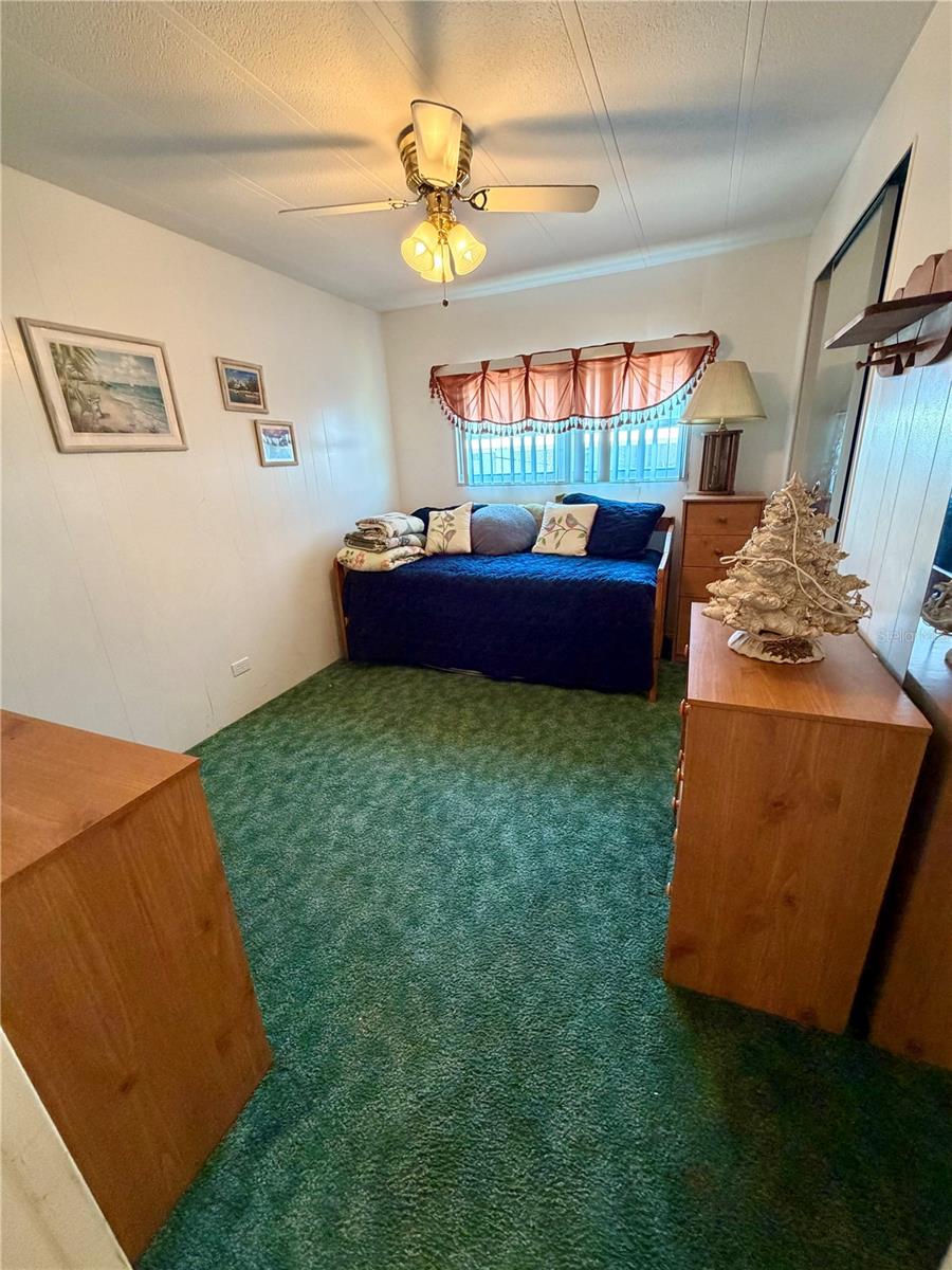 34540 VIOLET DR N, PINELLAS PARK, FL — photo 25