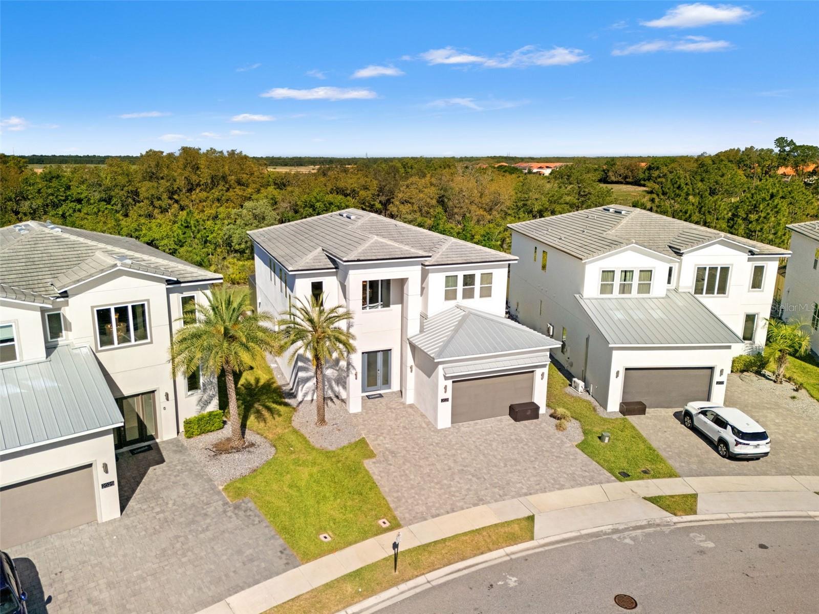 2021 OAK CREEK LOOP, DAVENPORT, FL — photo 2