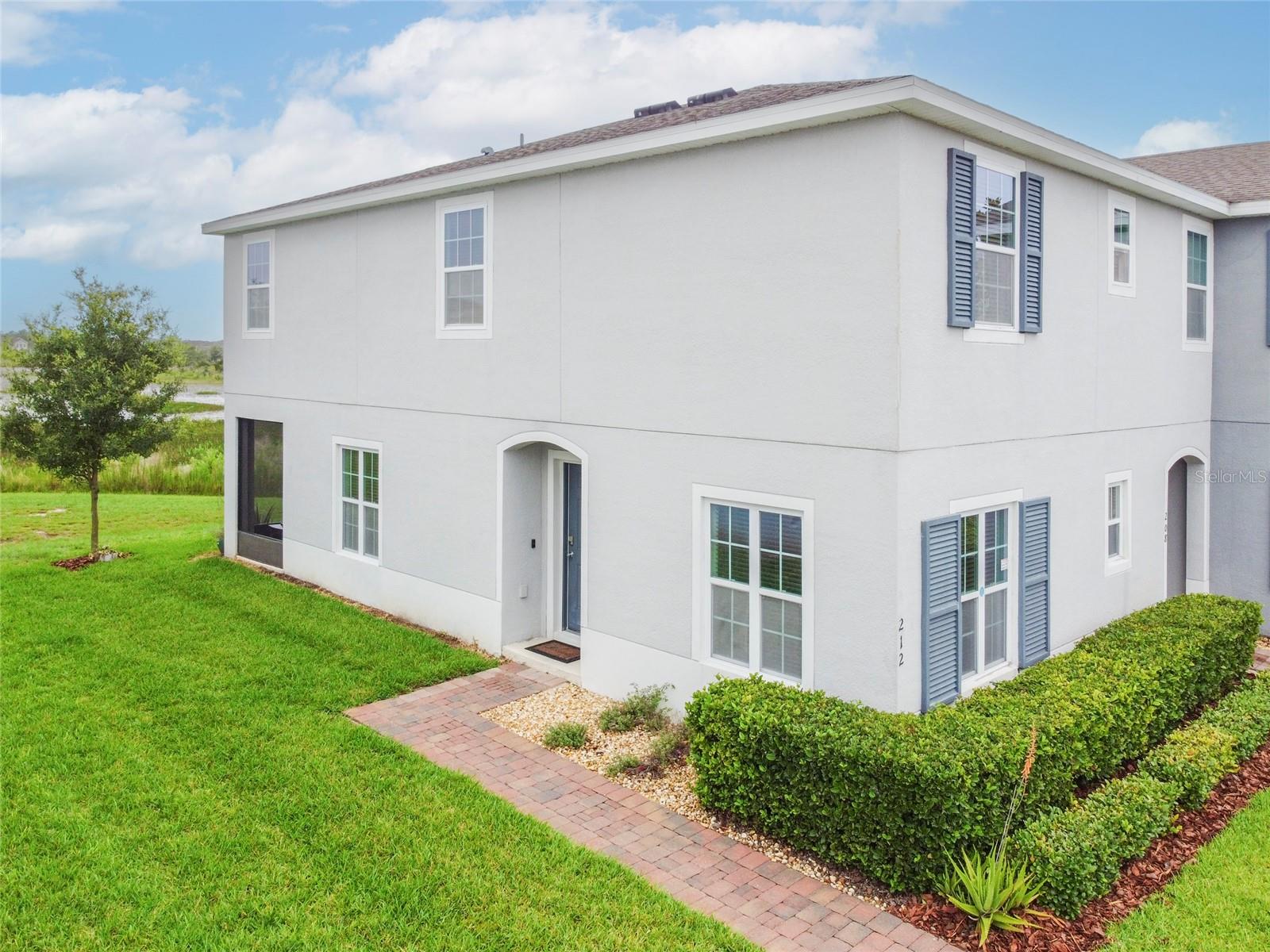 212 PRIMROSE DR, DAVENPORT, FL — photo 2