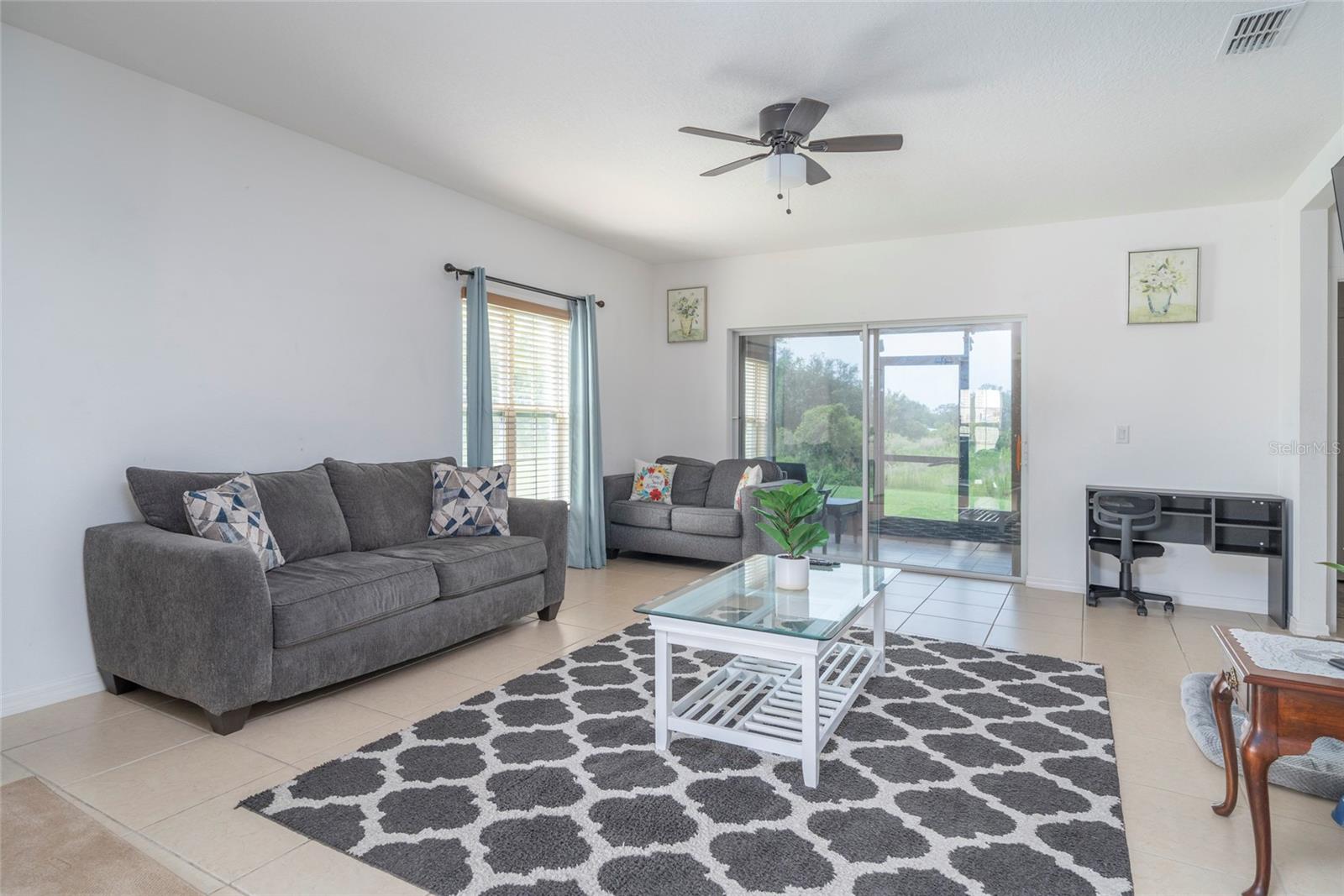 212 PRIMROSE DR, DAVENPORT, FL — photo 4