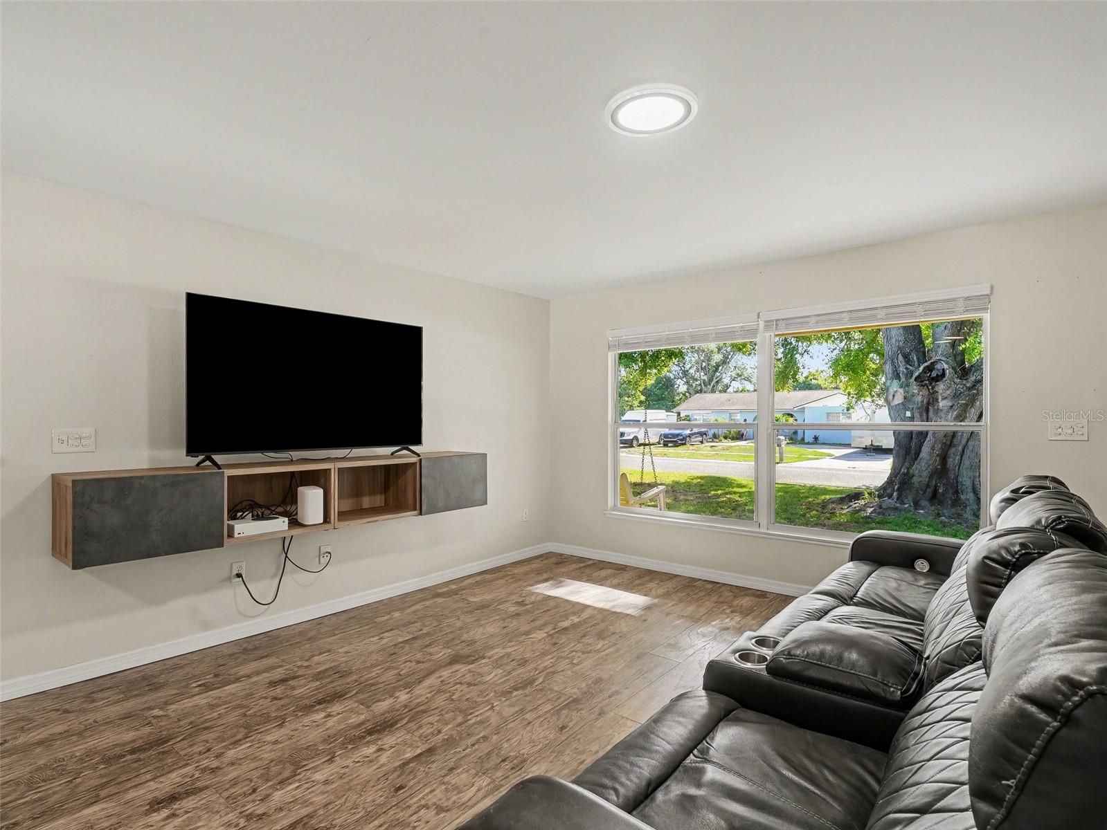 704 S LOCKWOOD RIDGE RD, SARASOTA, FL — photo 8