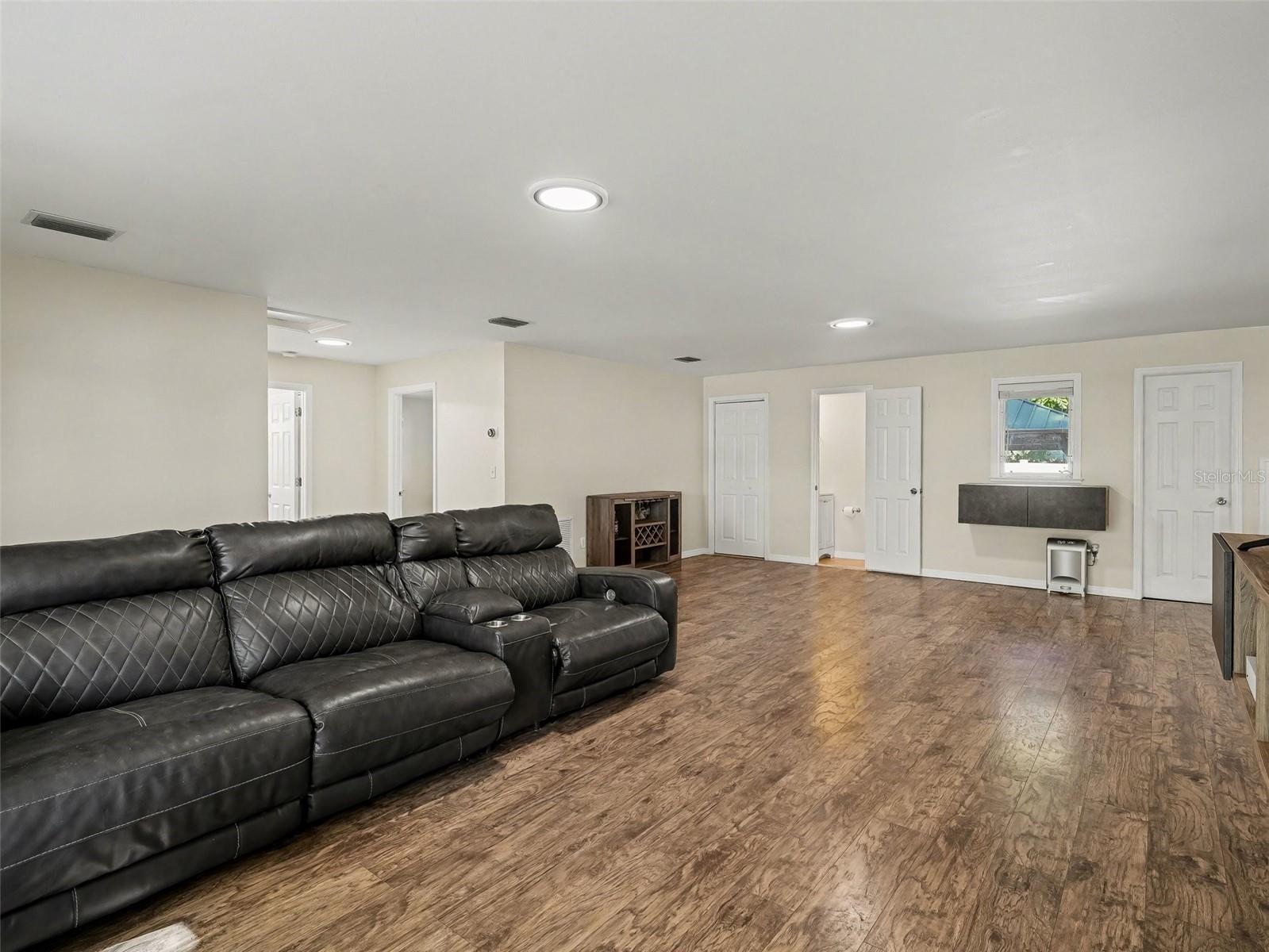 704 S LOCKWOOD RIDGE RD, SARASOTA, FL — photo 12