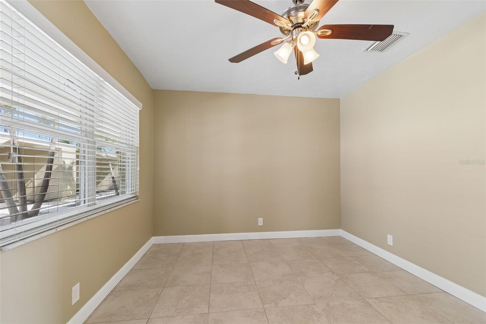 2307 BAY BLVD, INDIAN ROCKS BEACH, FL — photo 46