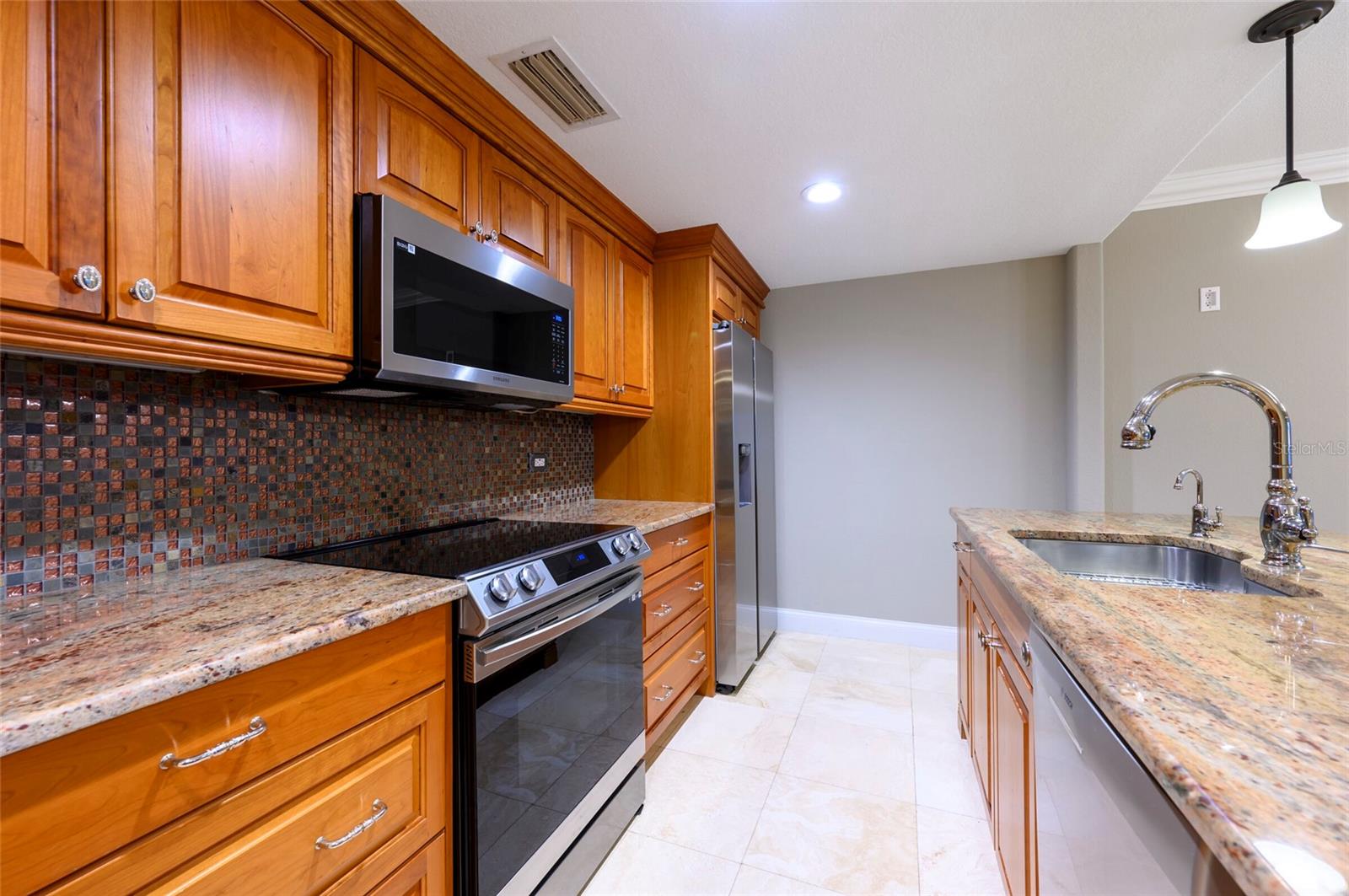 36750 US HIGHWAY 19 N #04221, PALM HARBOR, FL — photo 10