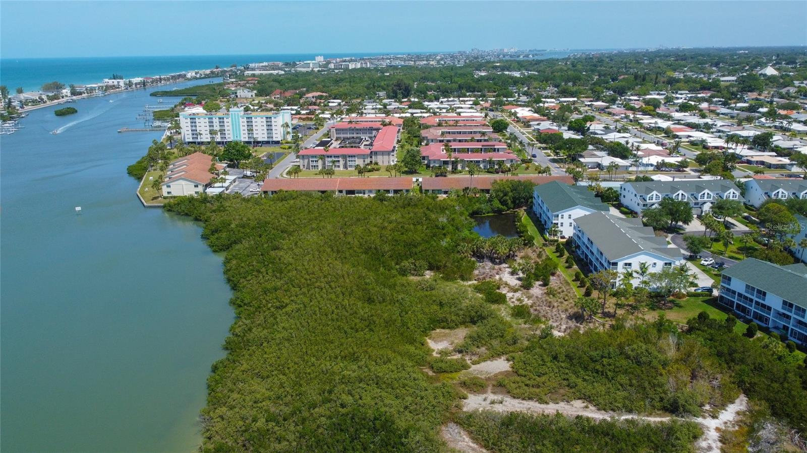 10134 REGAL DR #1, LARGO, FL — photo 32