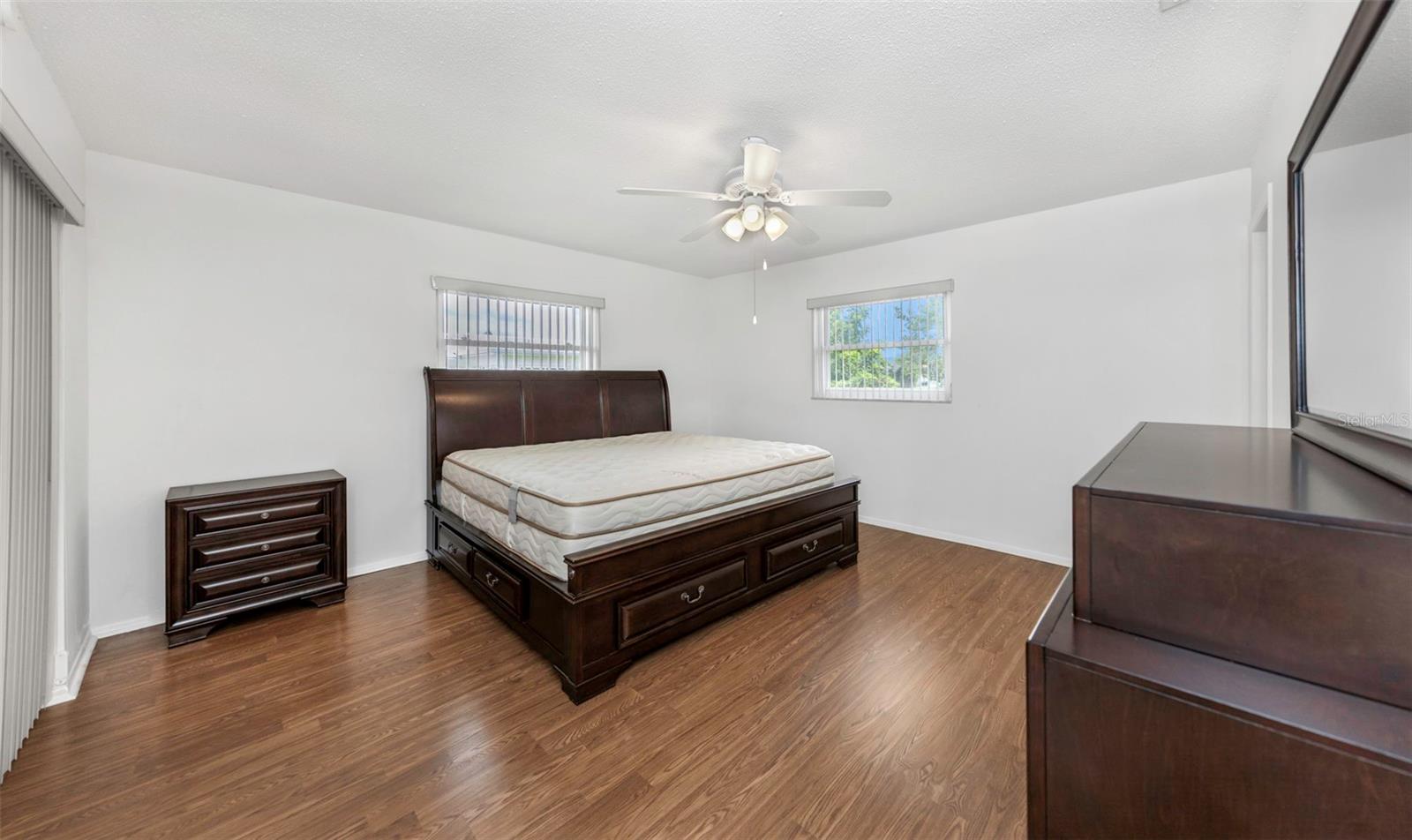 3627 100TH PL N #4, PINELLAS PARK, FL — photo 38
