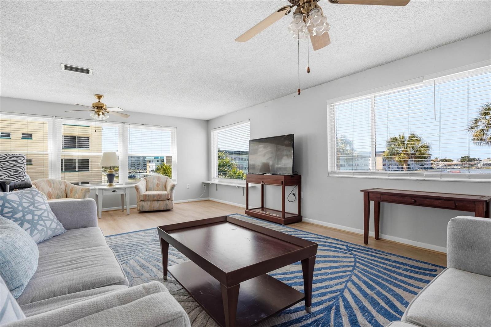 2850 59TH ST S #215, GULFPORT, FL — photo 2