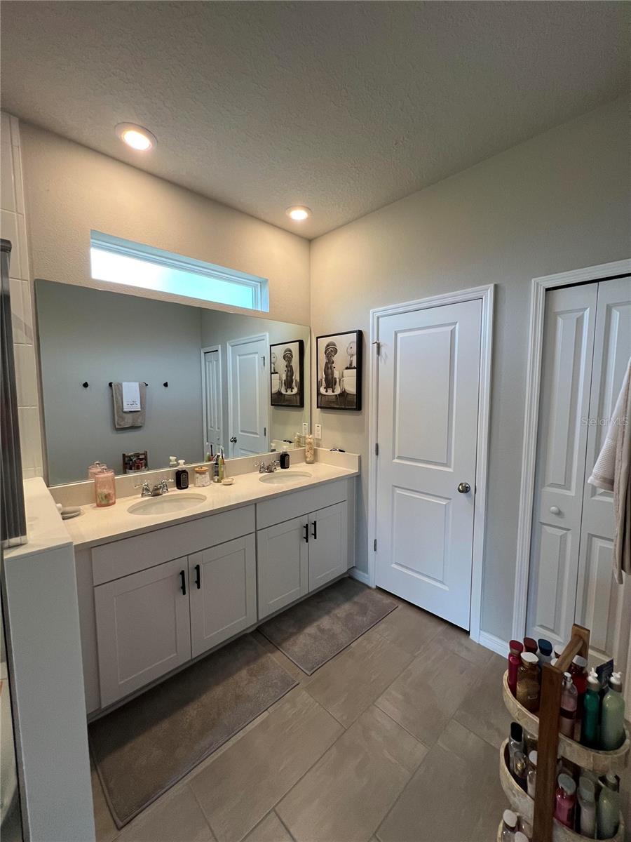 5511 BUNGALOW GROVE CT, PALMETTO, FL — photo 9