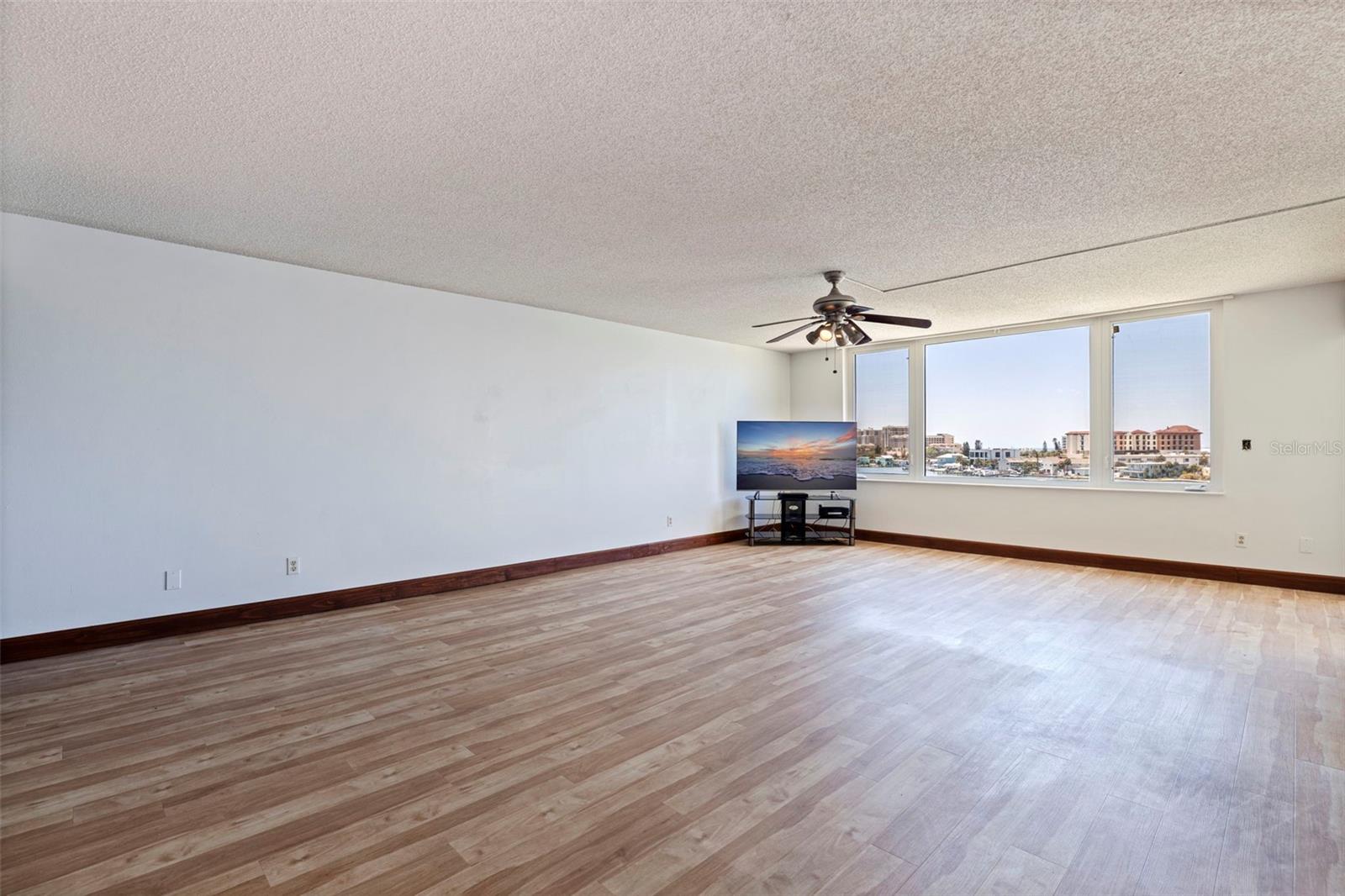 736 ISLAND WAY #504, CLEARWATER BEACH, FL — photo 9