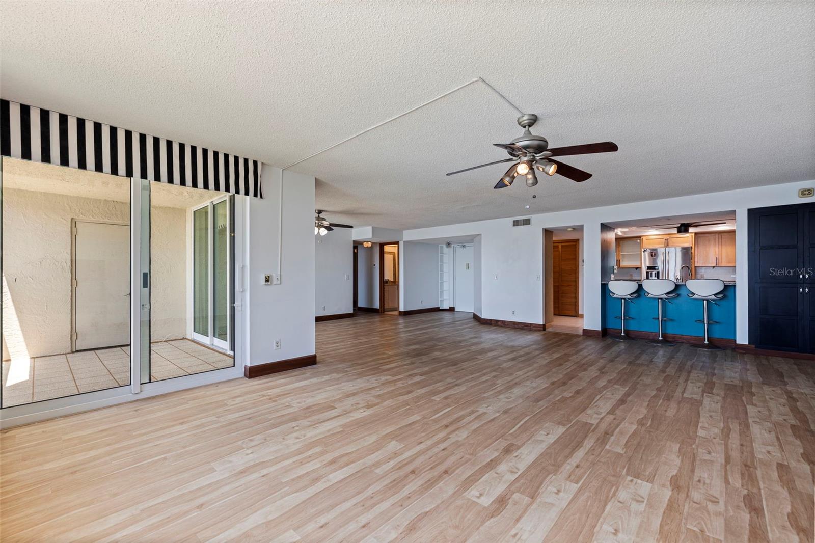 736 ISLAND WAY #504, CLEARWATER BEACH, FL — photo 11
