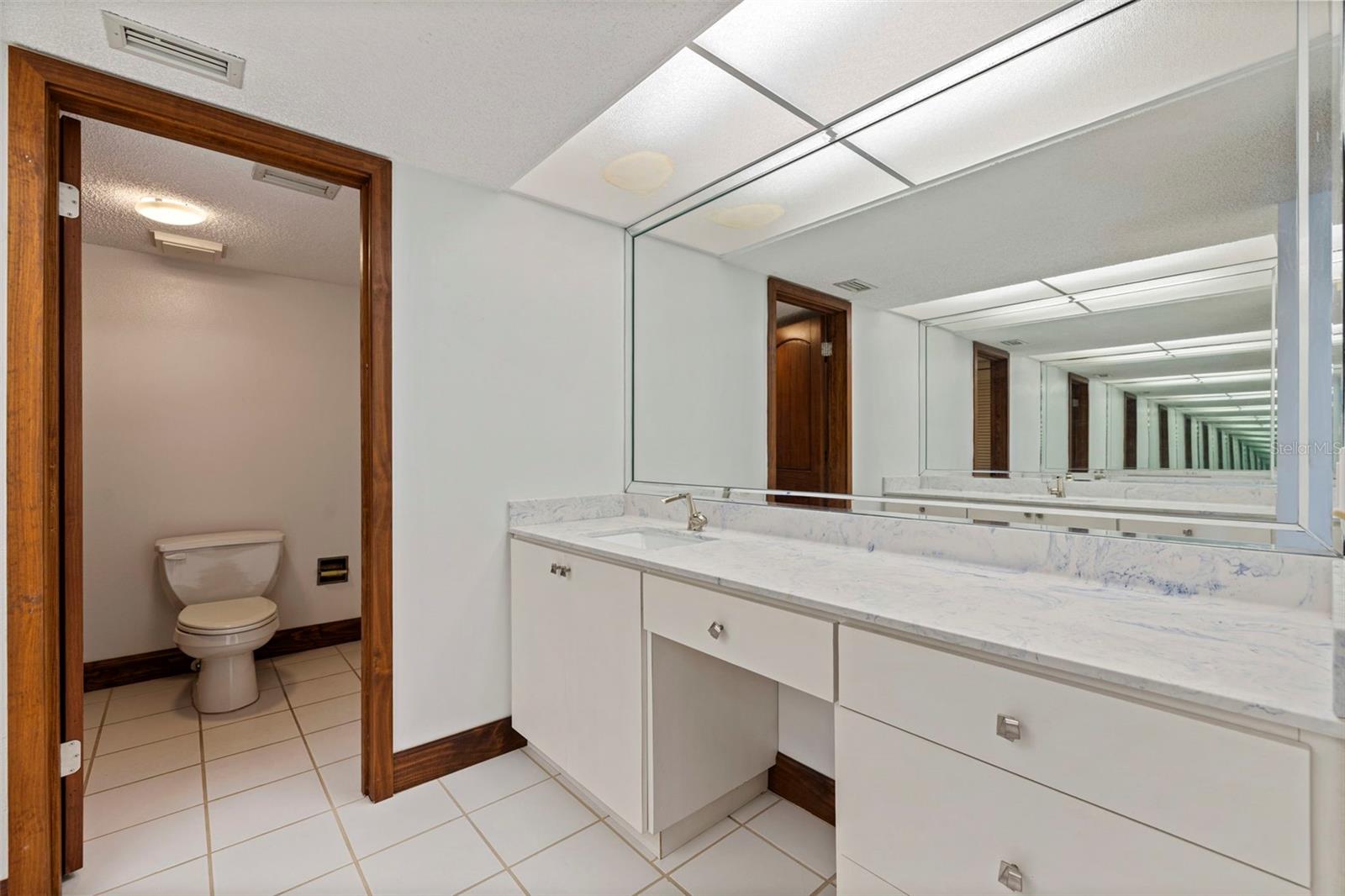 736 ISLAND WAY #504, CLEARWATER BEACH, FL — photo 28