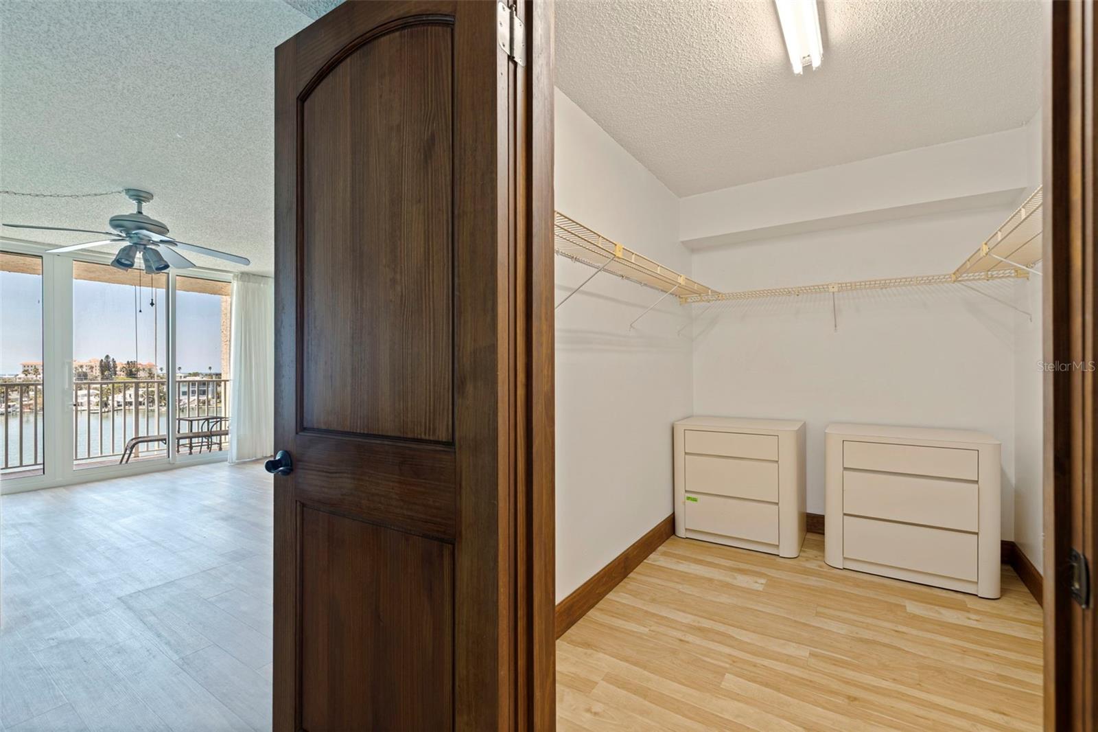736 ISLAND WAY #504, CLEARWATER BEACH, FL — photo 31