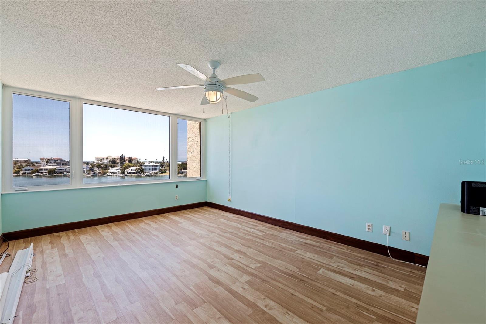 736 ISLAND WAY #504, CLEARWATER BEACH, FL — photo 32