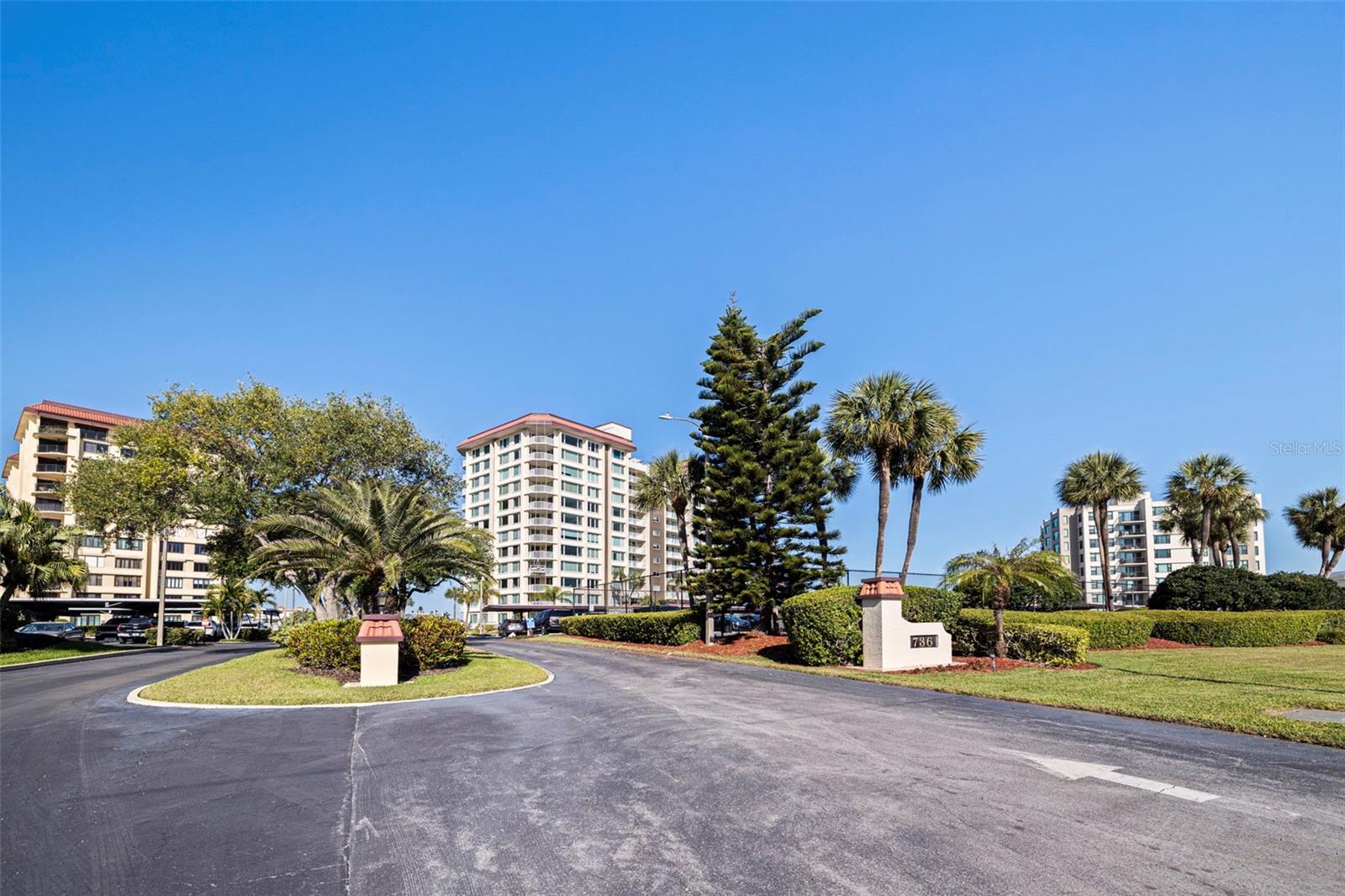 736 ISLAND WAY #504, CLEARWATER BEACH, FL — photo 45