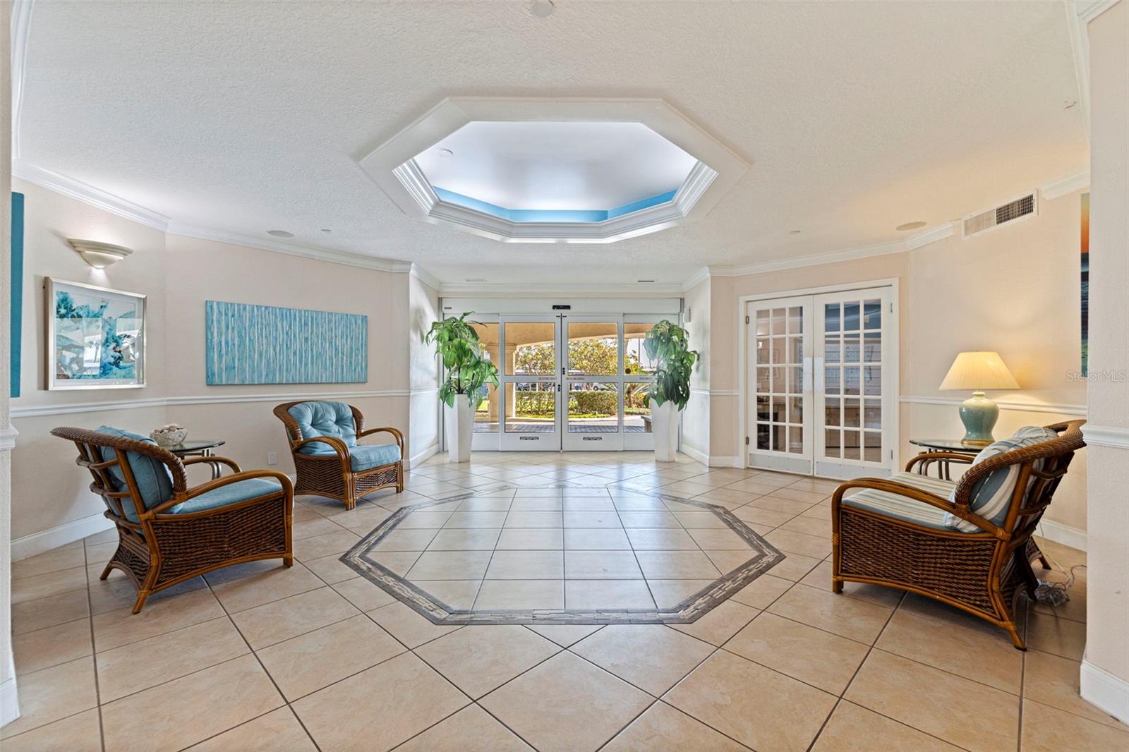 736 ISLAND WAY #504, CLEARWATER BEACH, FL — photo 46