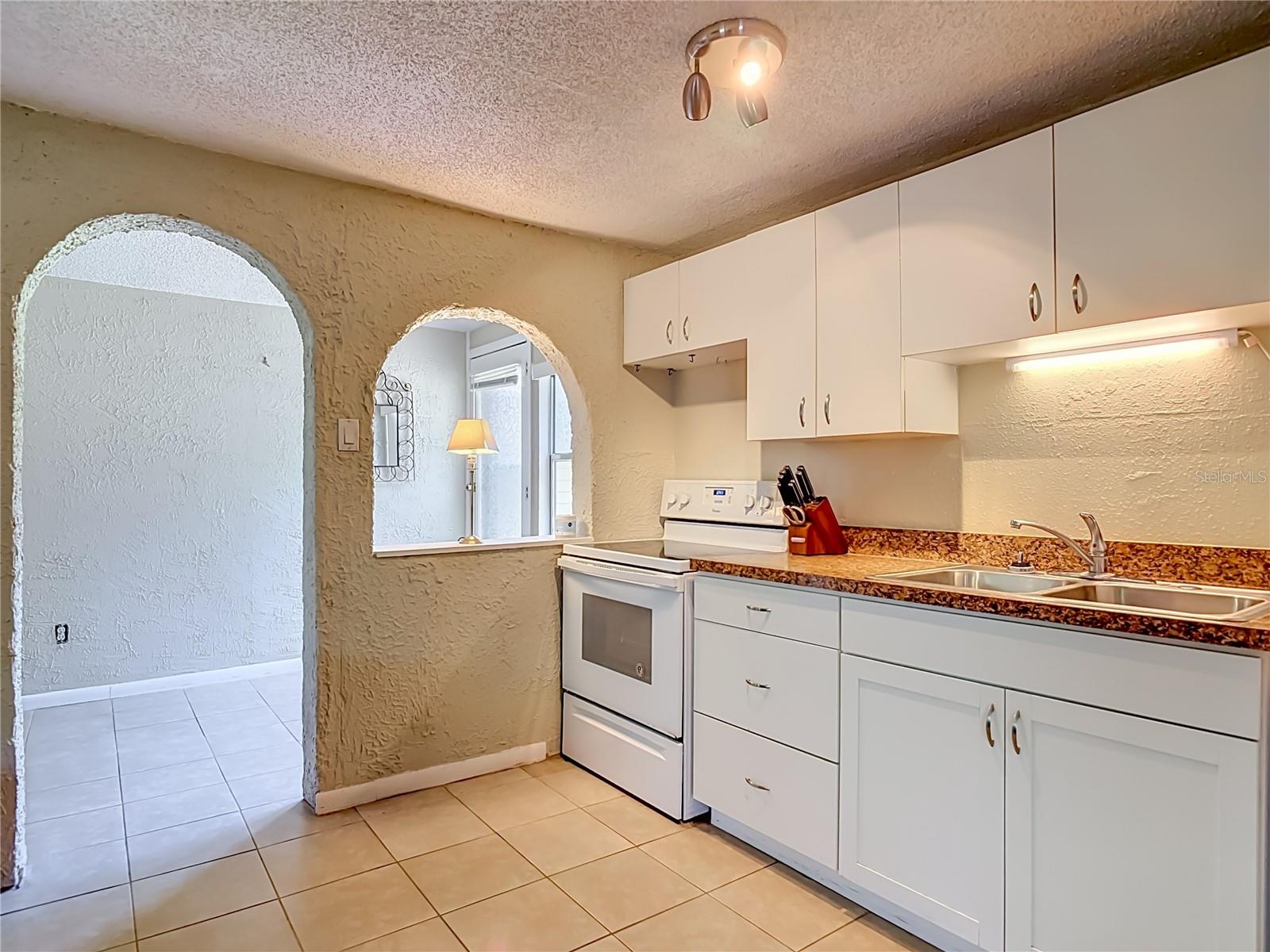 224 S SALISBURY AVE, DELAND, FL — photo 41
