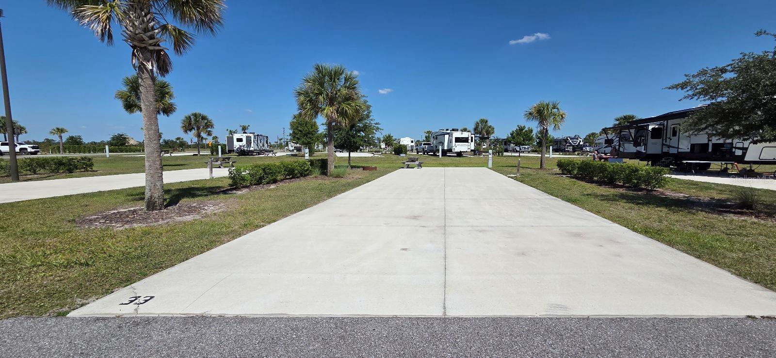 33 TIKI TURN HYW 630 E, LAKE WALES, FL