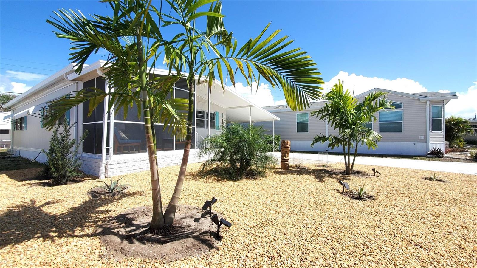 712 CAREFREE, VENICE, FL — photo 4