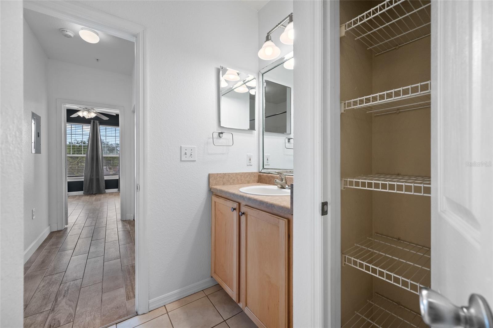 5000 CULBREATH KEY WAY #1-201, TAMPA, FL — photo 35