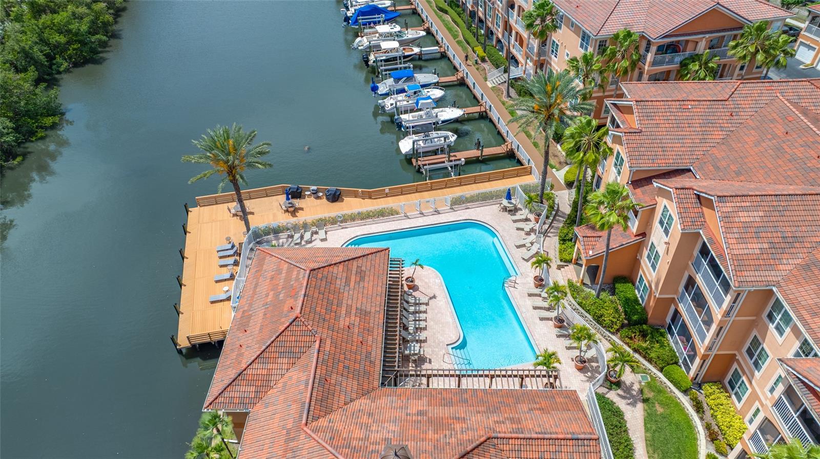 5000 CULBREATH KEY WAY #1-201, TAMPA, FL — photo 43