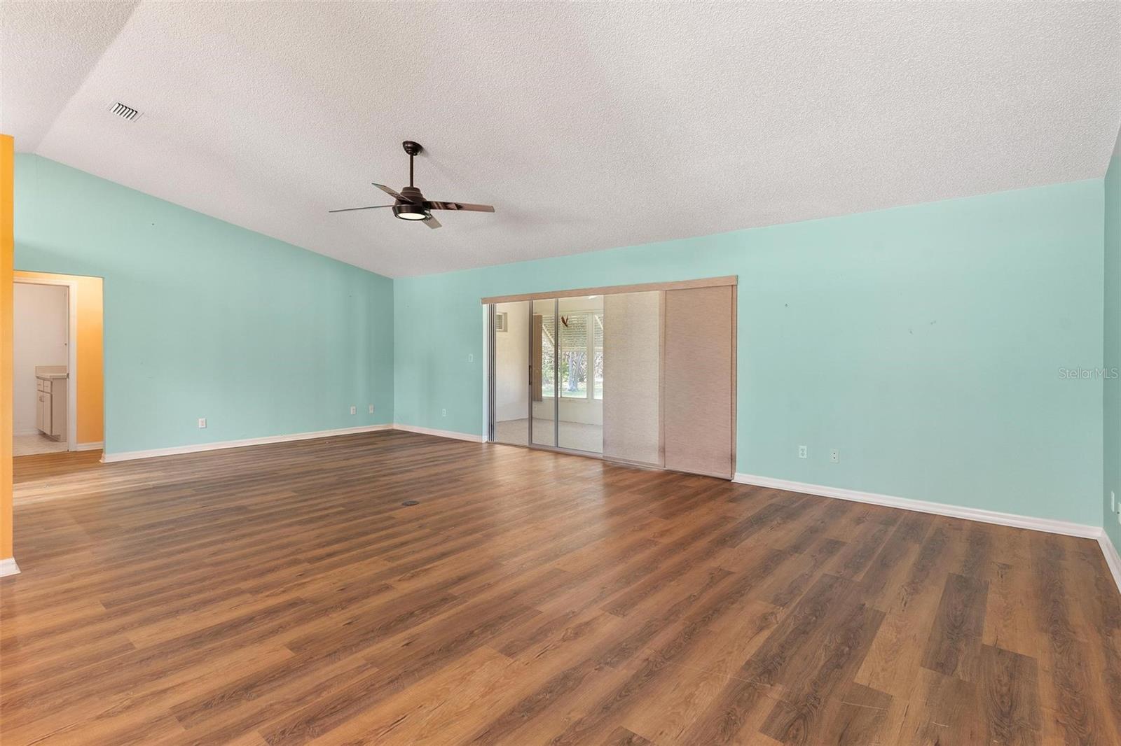 21905 KING ALFRED ST, LEESBURG, FL — photo 12