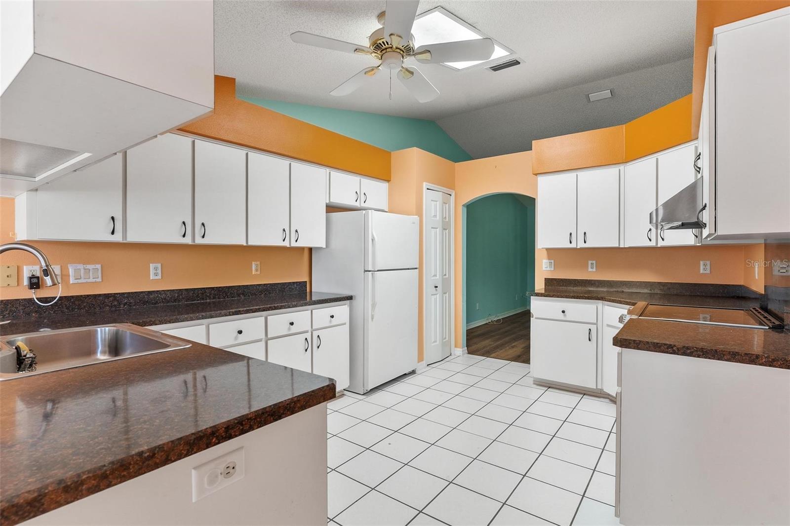 21905 KING ALFRED ST, LEESBURG, FL — photo 20