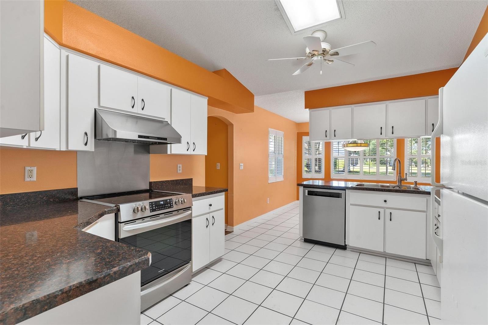 21905 KING ALFRED ST, LEESBURG, FL — photo 21