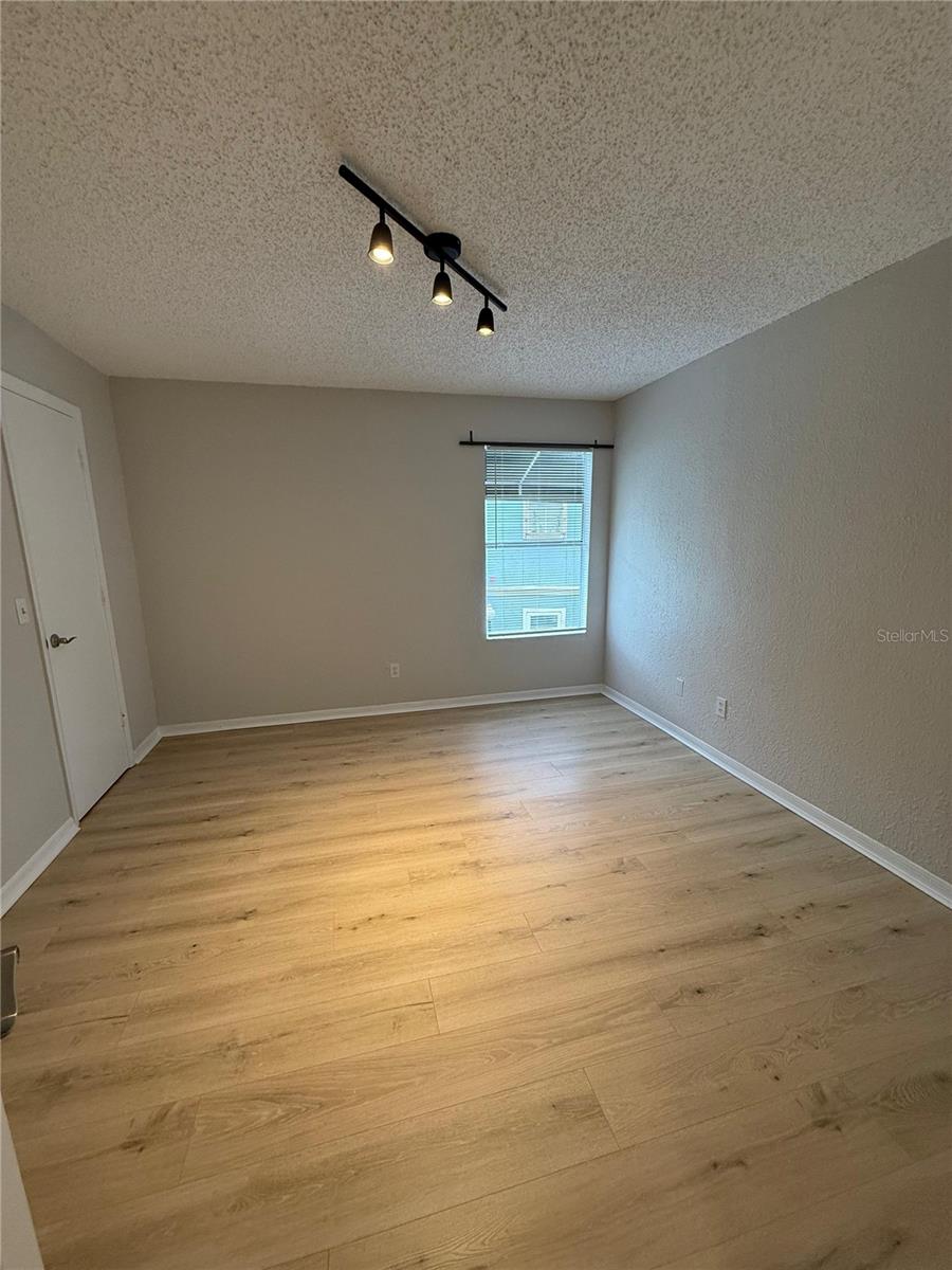 5160 CONROY RD #21, ORLANDO, FL — photo 27