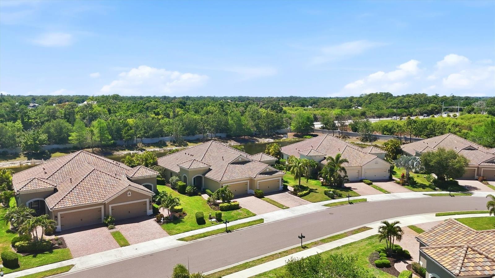 1359 BACKSPIN DR, ENGLEWOOD, FL — photo 32