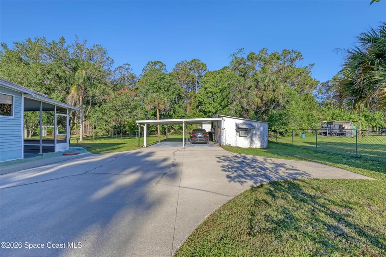 2540 TUSCANY DR, MIMS, FL — photo 34