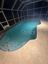 162 SE LINCOLN CIR N, ST PETERSBURG, FL — photo 54
