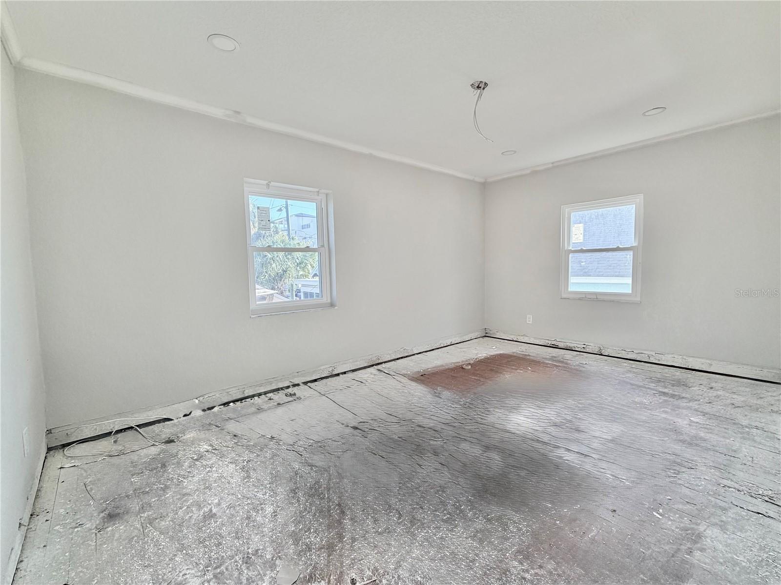 664 MANDALAY AVE, CLEARWATER BEACH, FL — photo 19