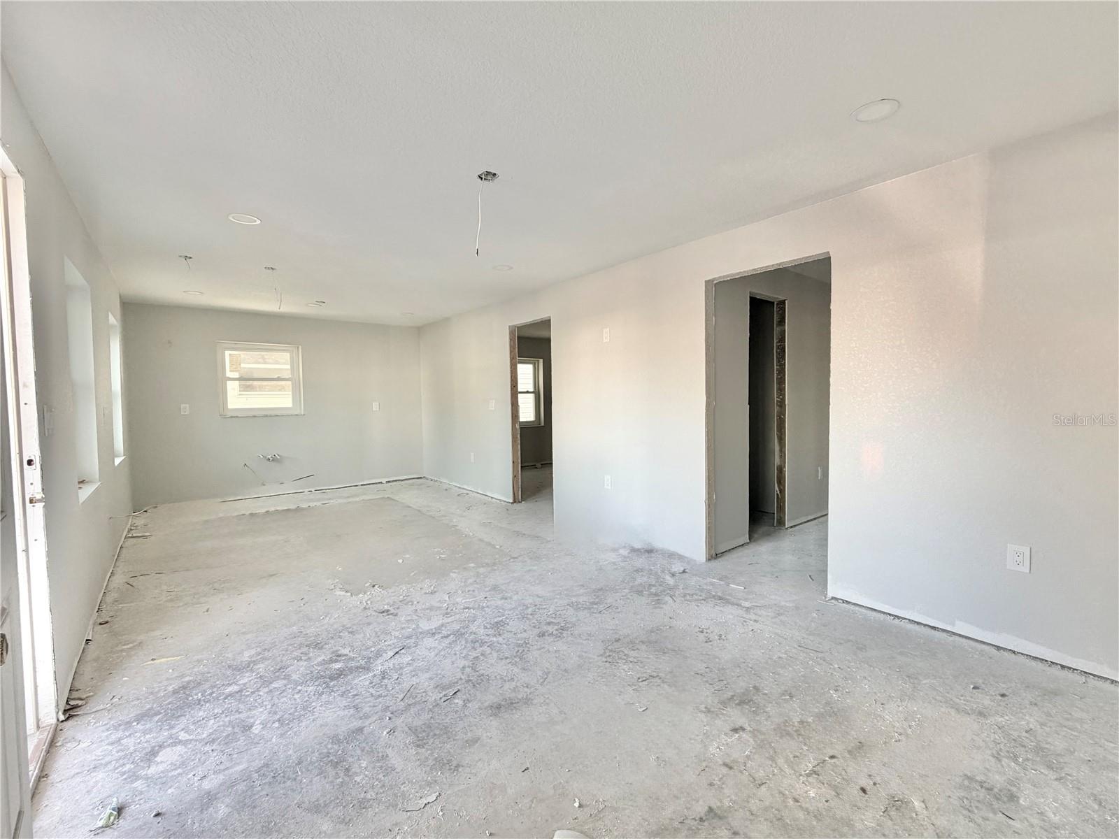 664 MANDALAY AVE, CLEARWATER BEACH, FL — photo 33