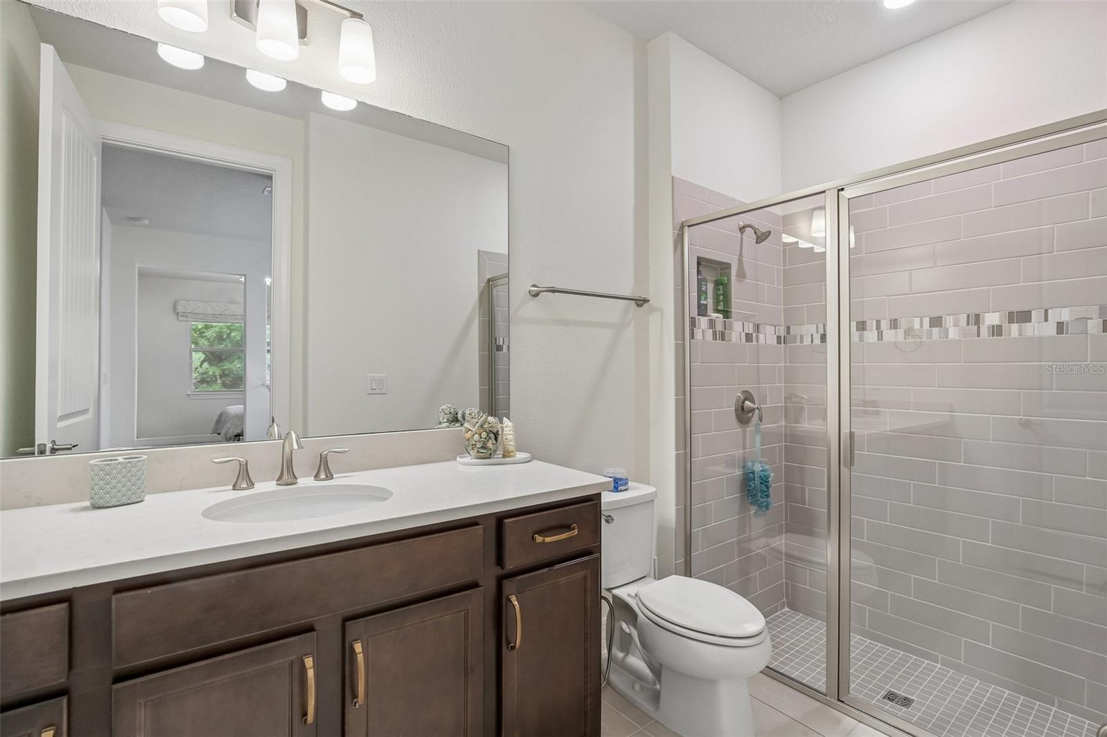11054 SUNDRIFT DR, TAMPA, FL — photo 23